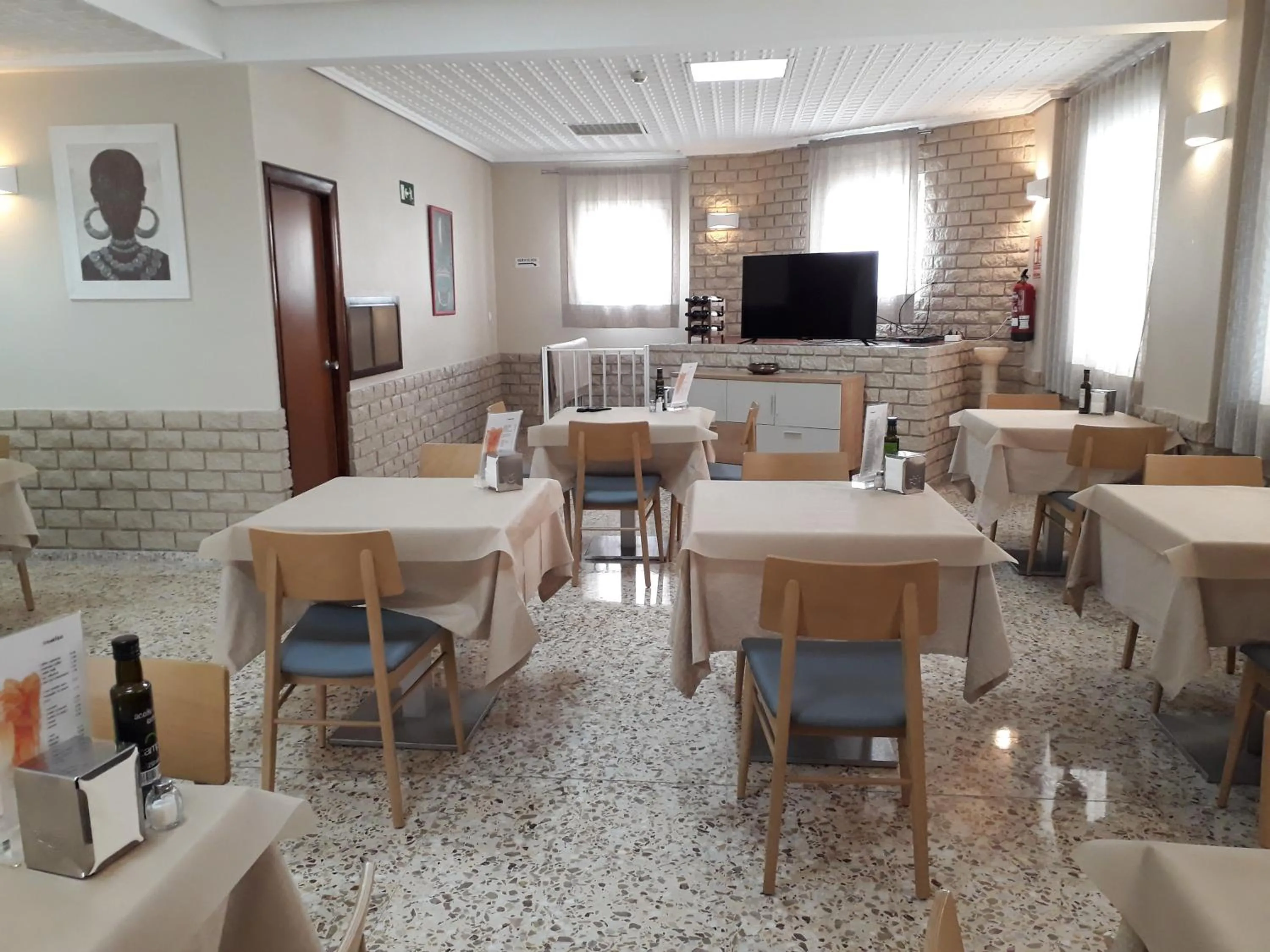 Lounge or bar in Hostal Moreno