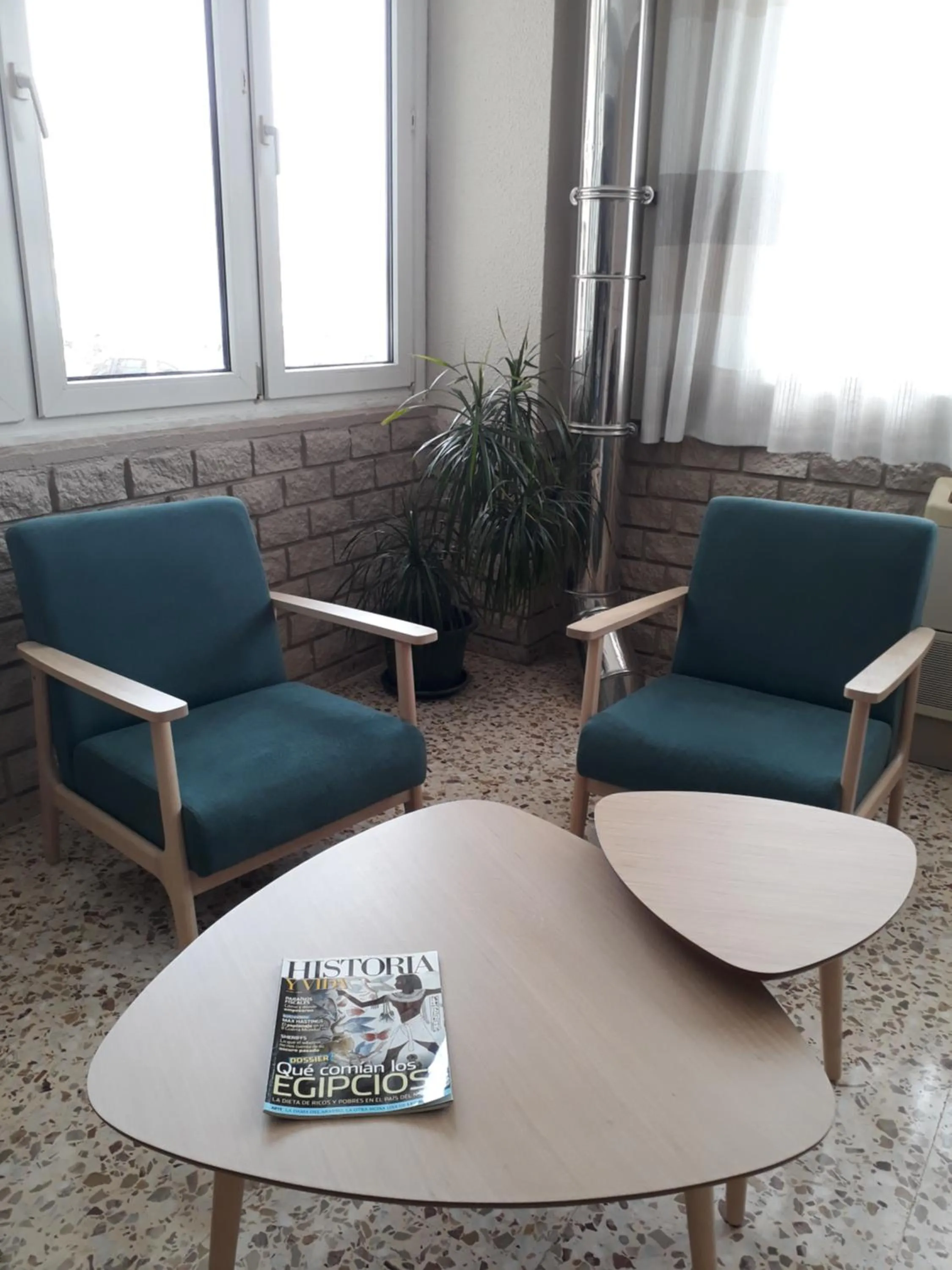 Seating area in Hostal Moreno