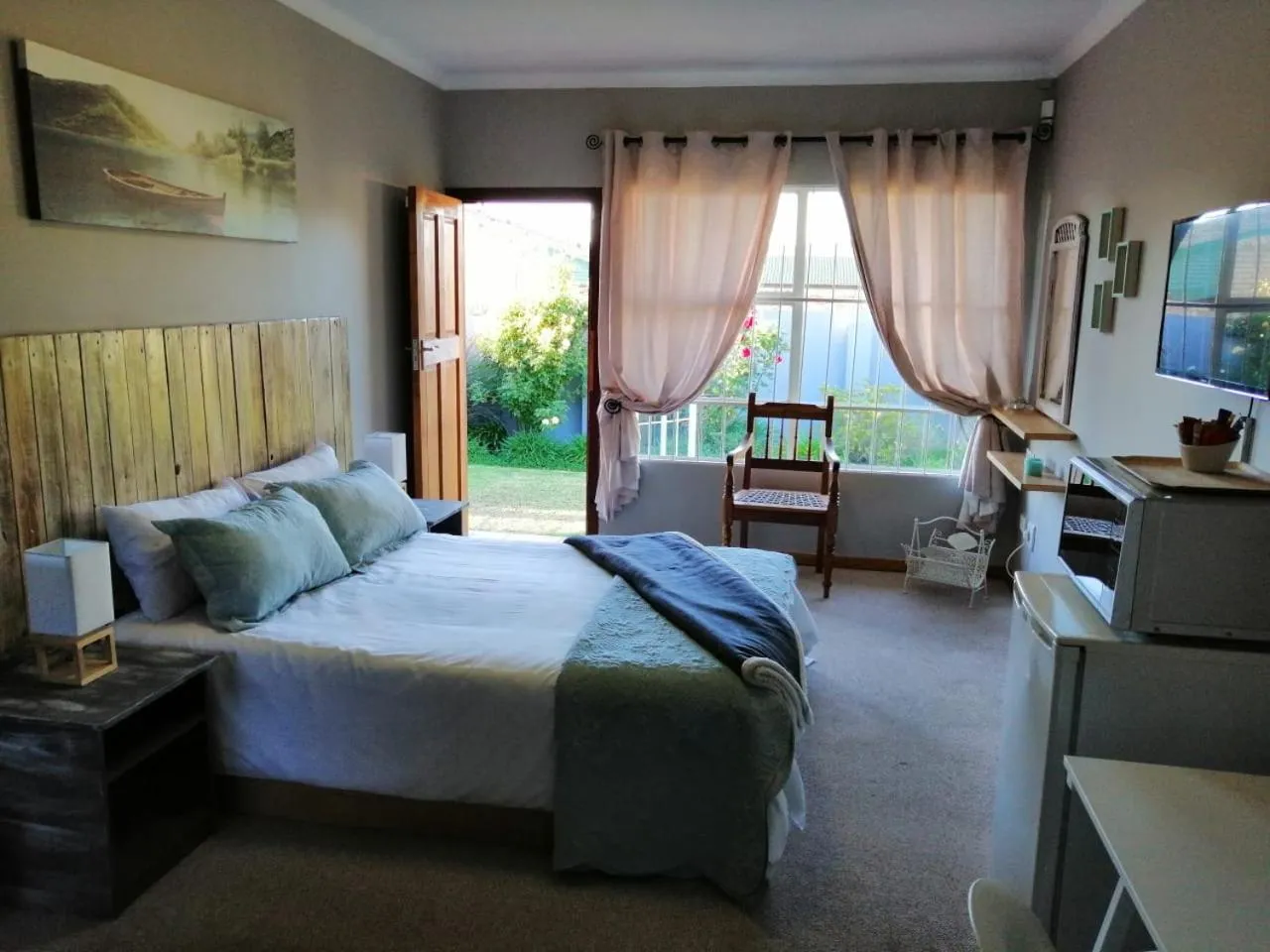 Bed in Platberg Self-catering