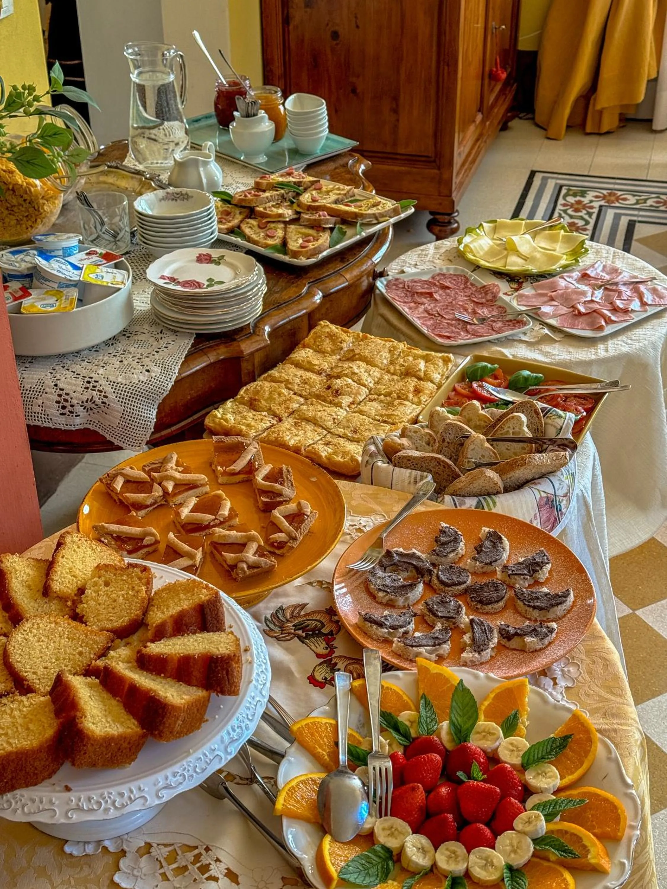 Breakfast in Marta Guest House