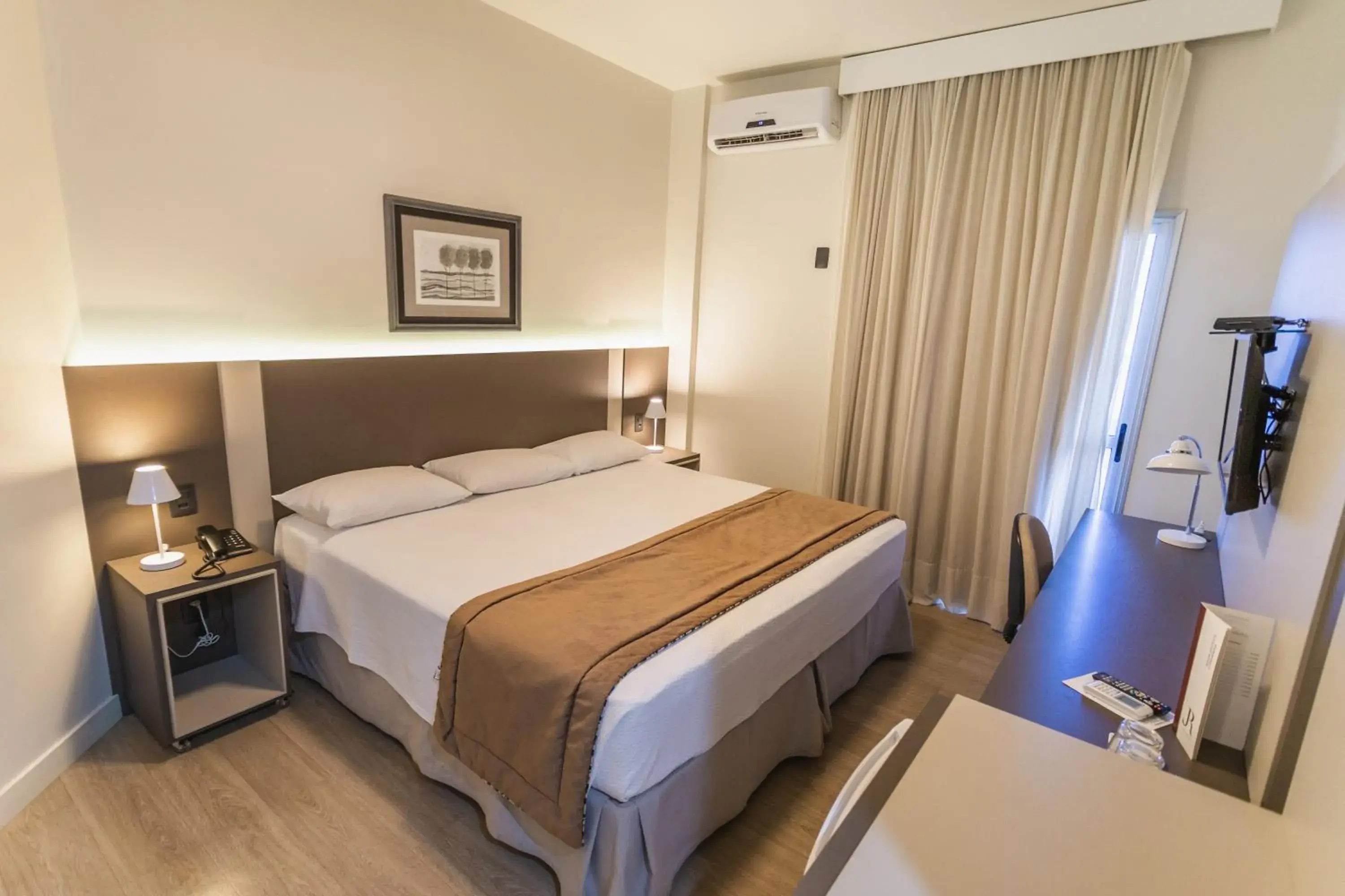 Deluxe Room - single occupancy in JR Hotel Marilia Deluxe Room - single occupancy in JR Hotel Marilia