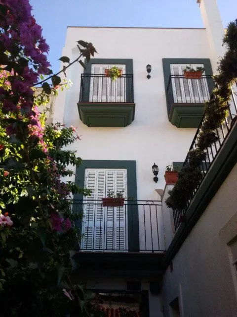 Facade/entrance in Hotel Mitus