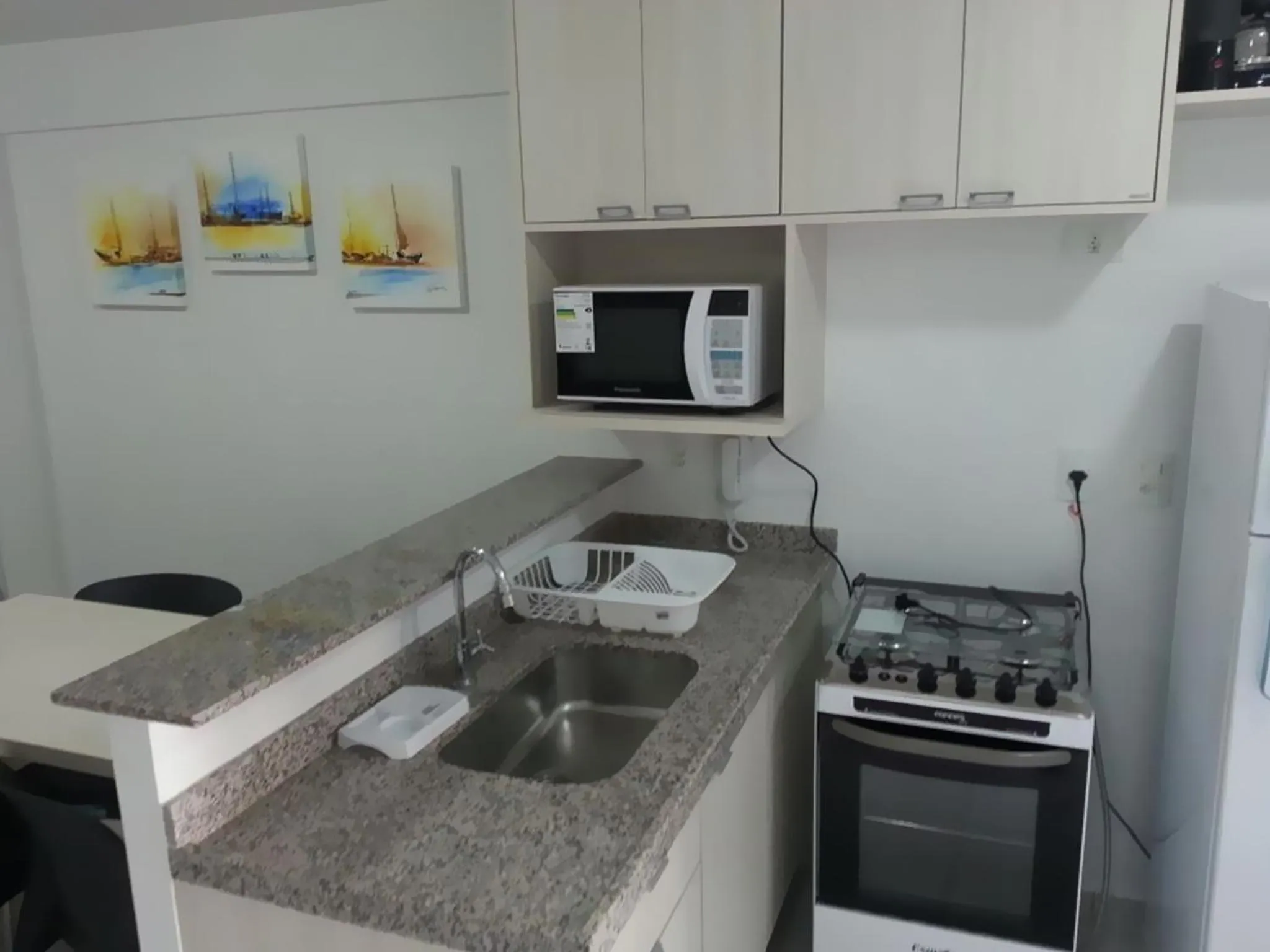 Kitchen or kitchenette in Beach Class Residence Service