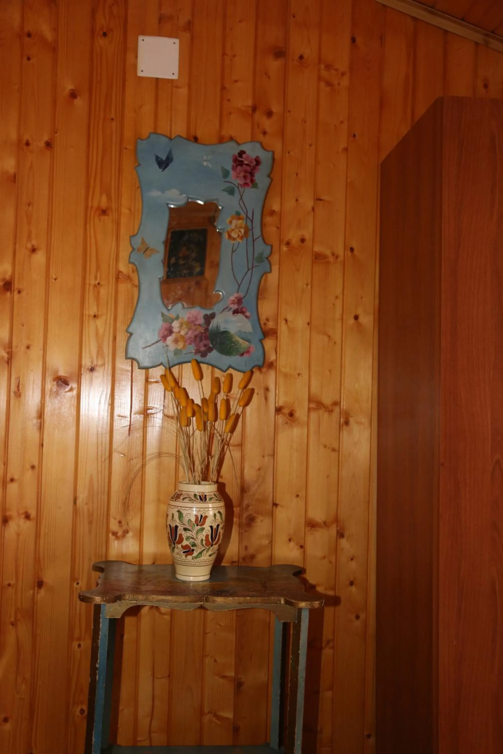 Photo of the whole room in New Aosta Garden