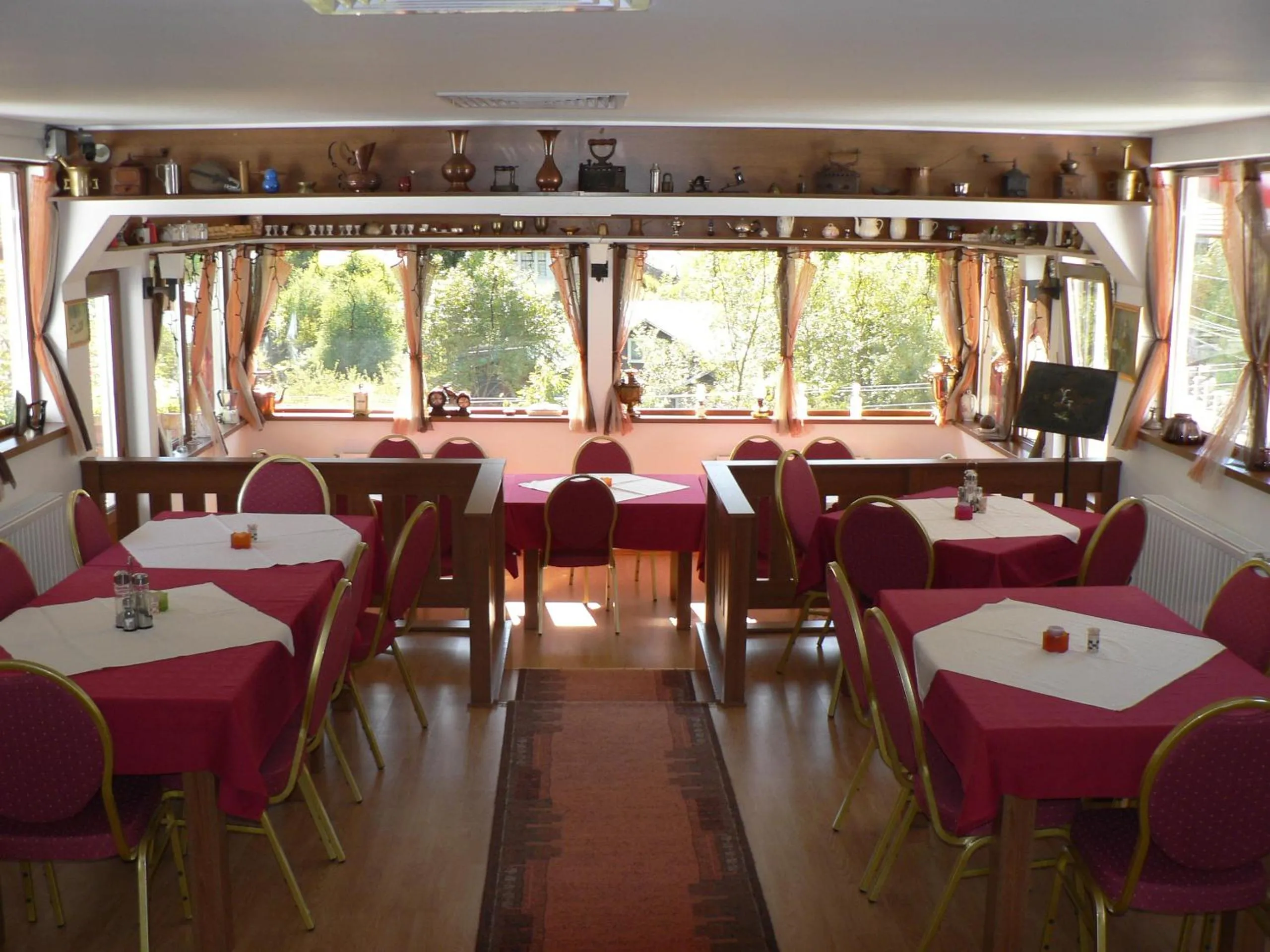 Banquet/Function facilities in New Aosta Garden