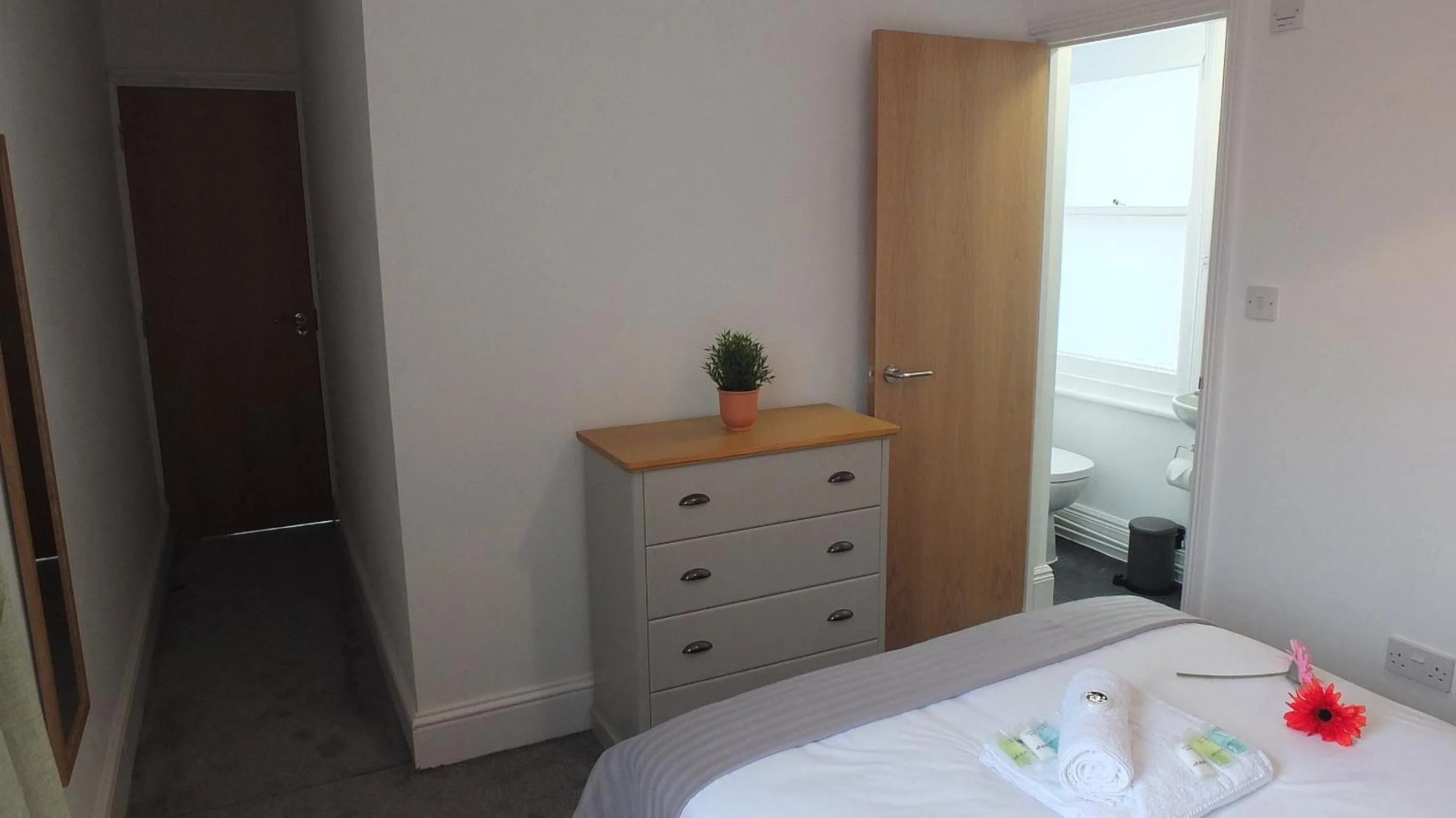 Bed in The Mill Suites - Tas Accommodations