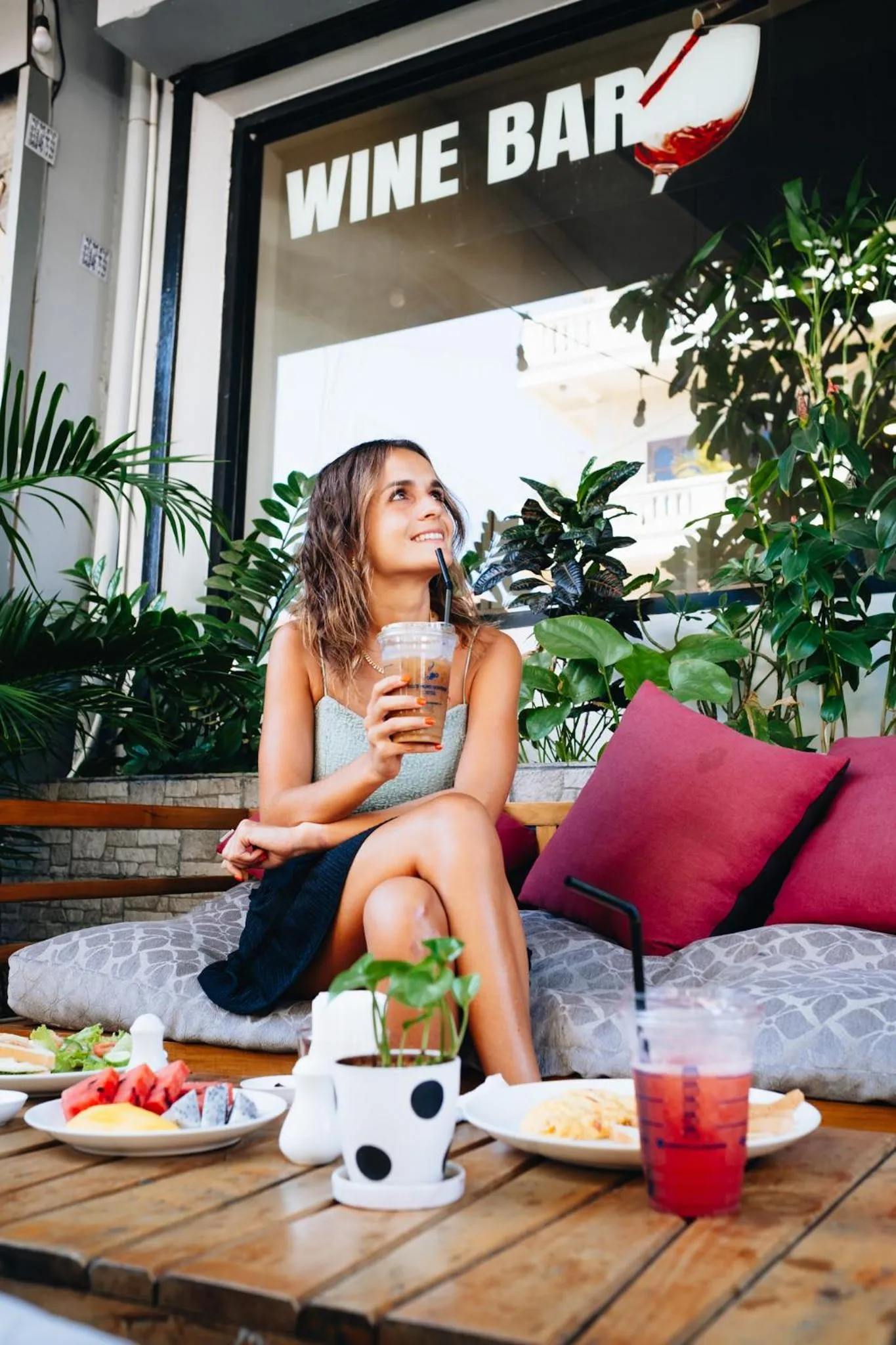 Food and drinks in Suite Home Boutique Hotel