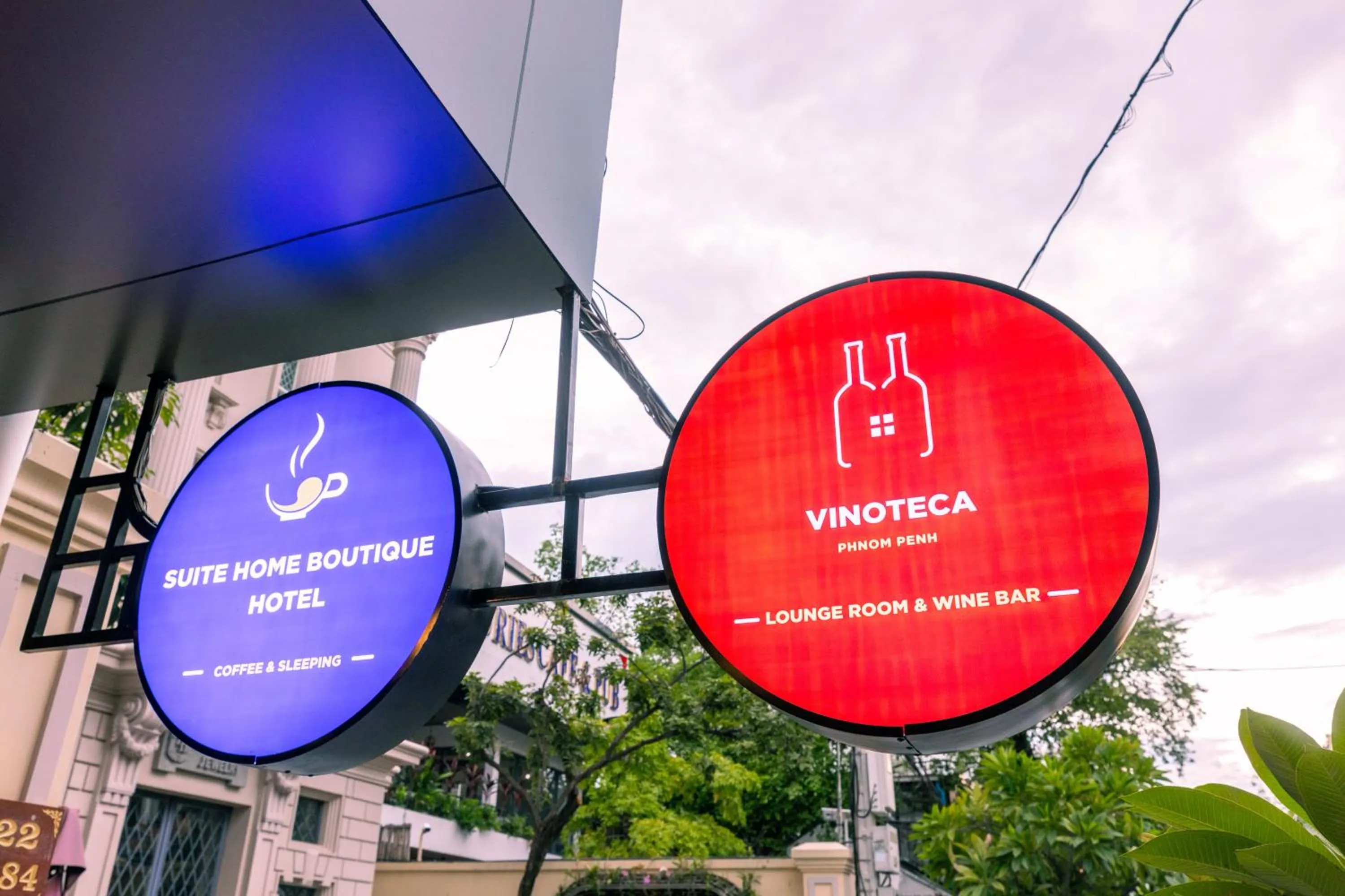 Property logo or sign in Suite Home Boutique Hotel