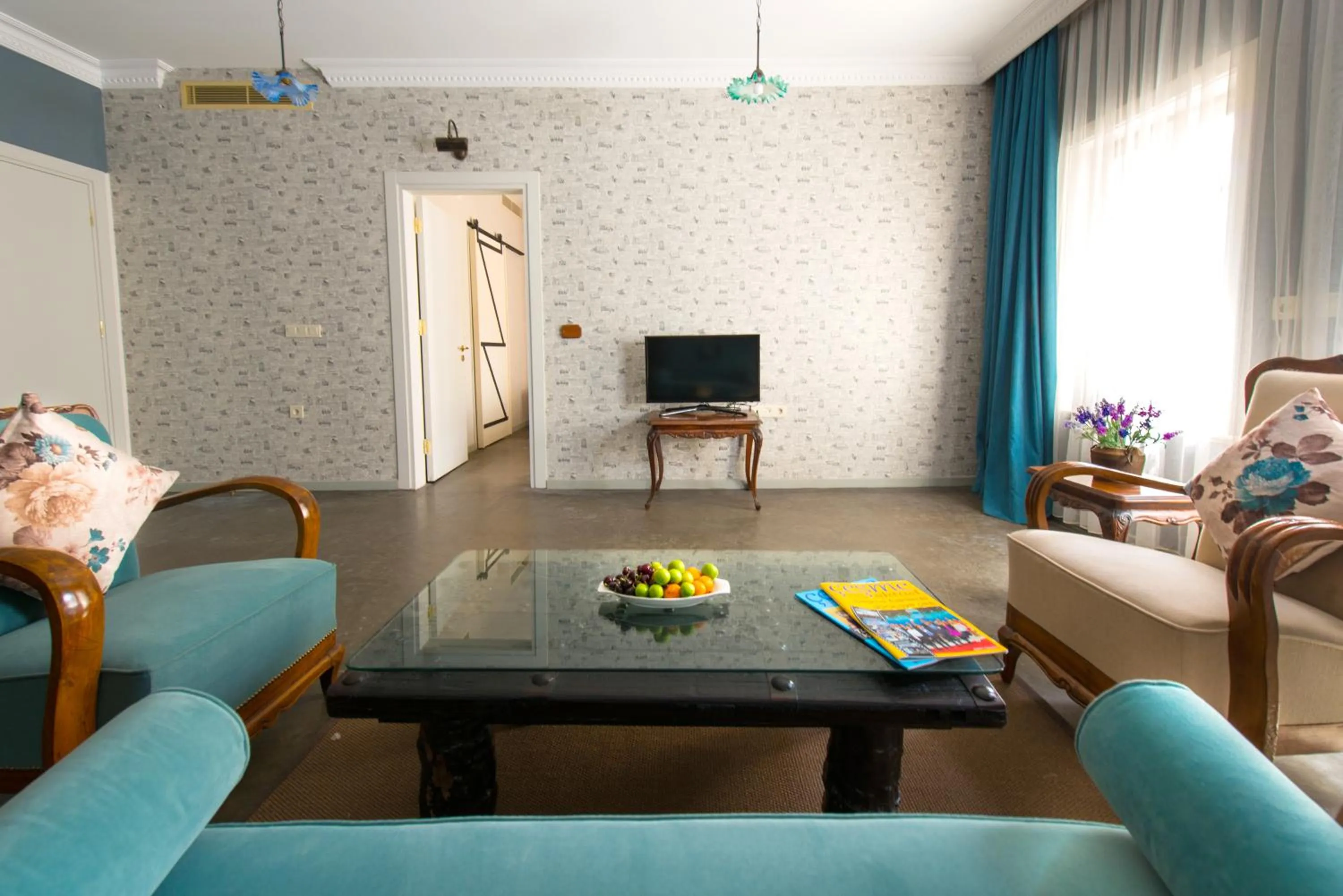 Photo of the whole room in Alacati Kostem Hotel - Special Category