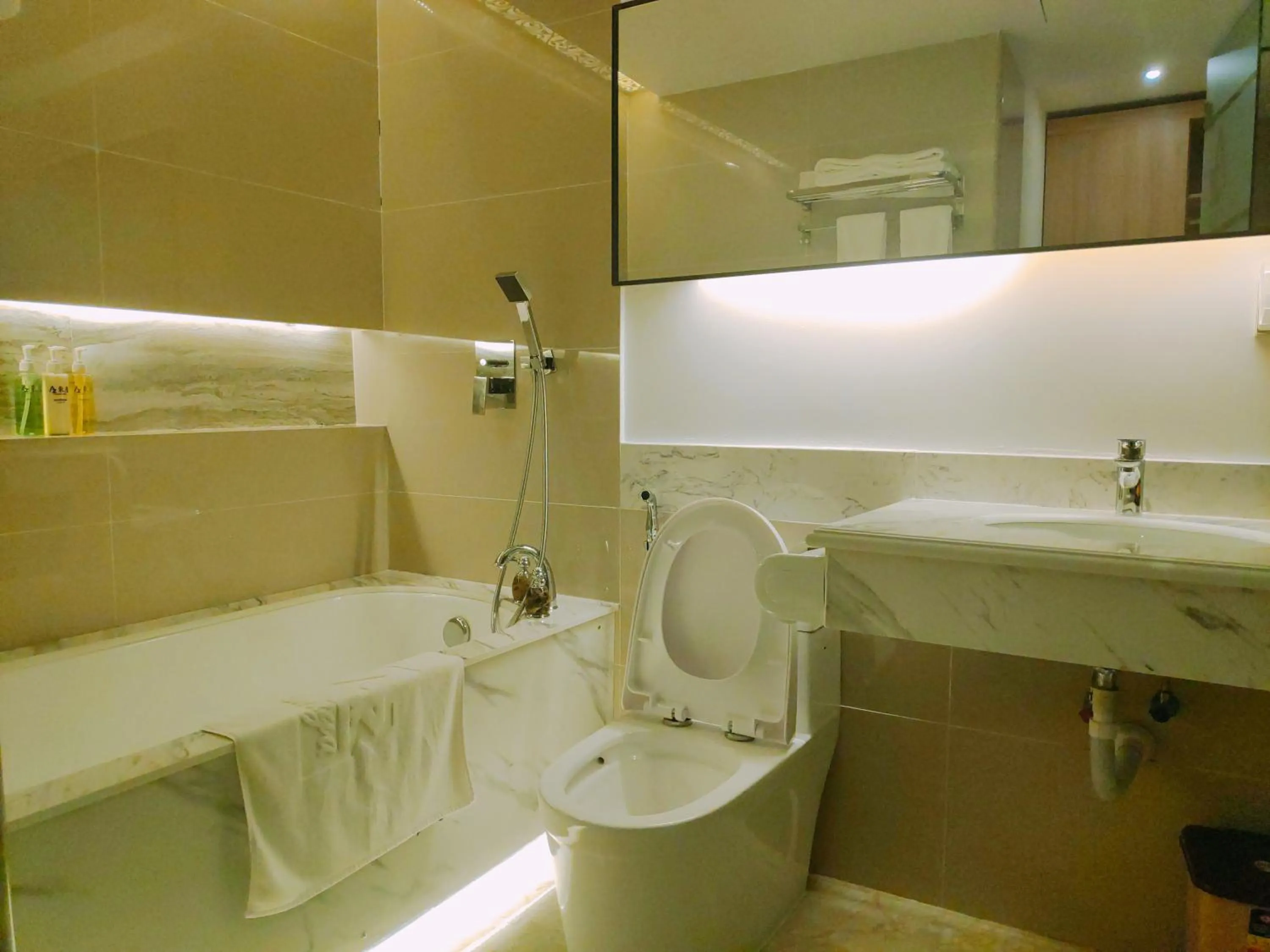 Azumaya Hotel Hai Phong