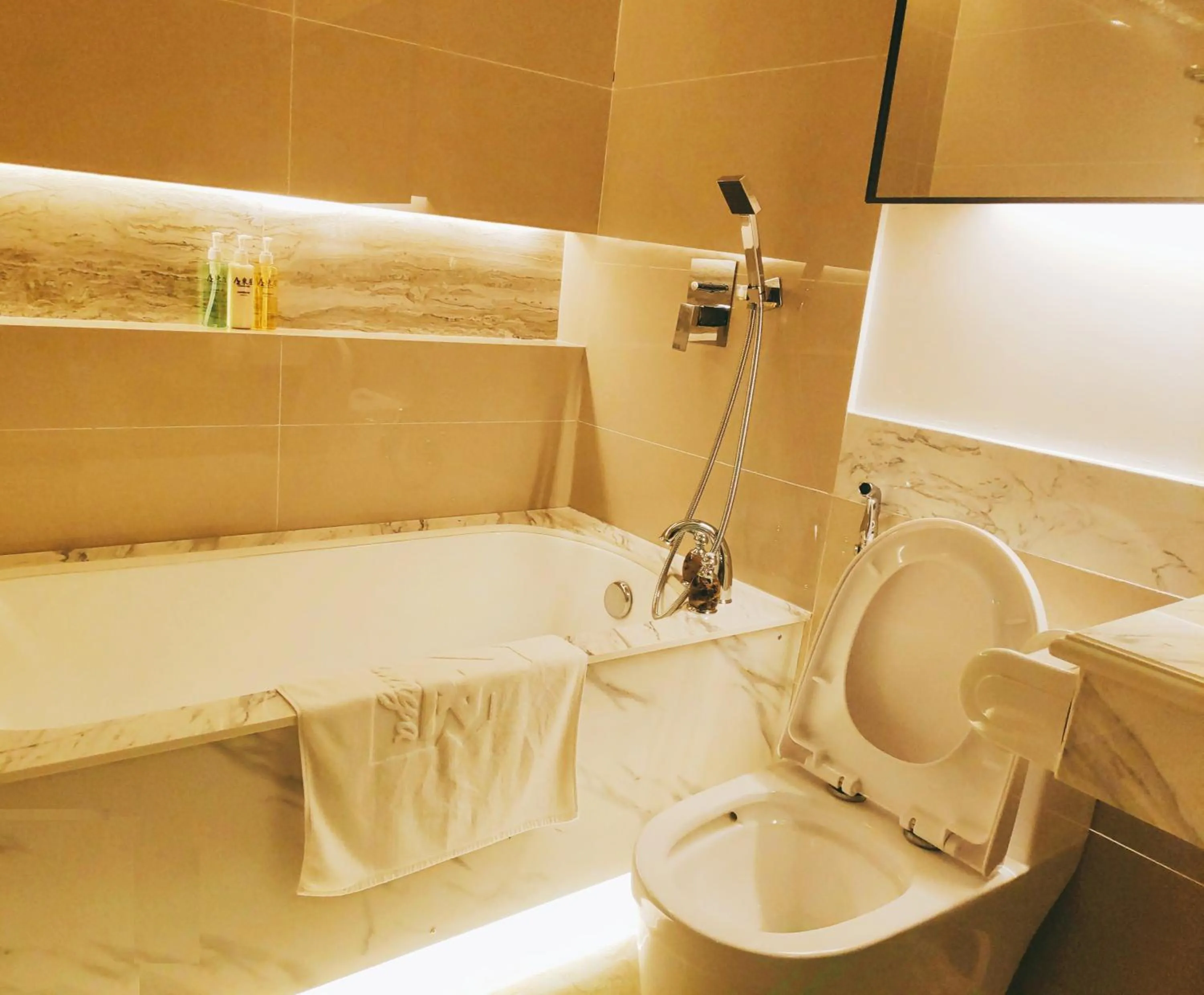 Azumaya Hotel Hai Phong