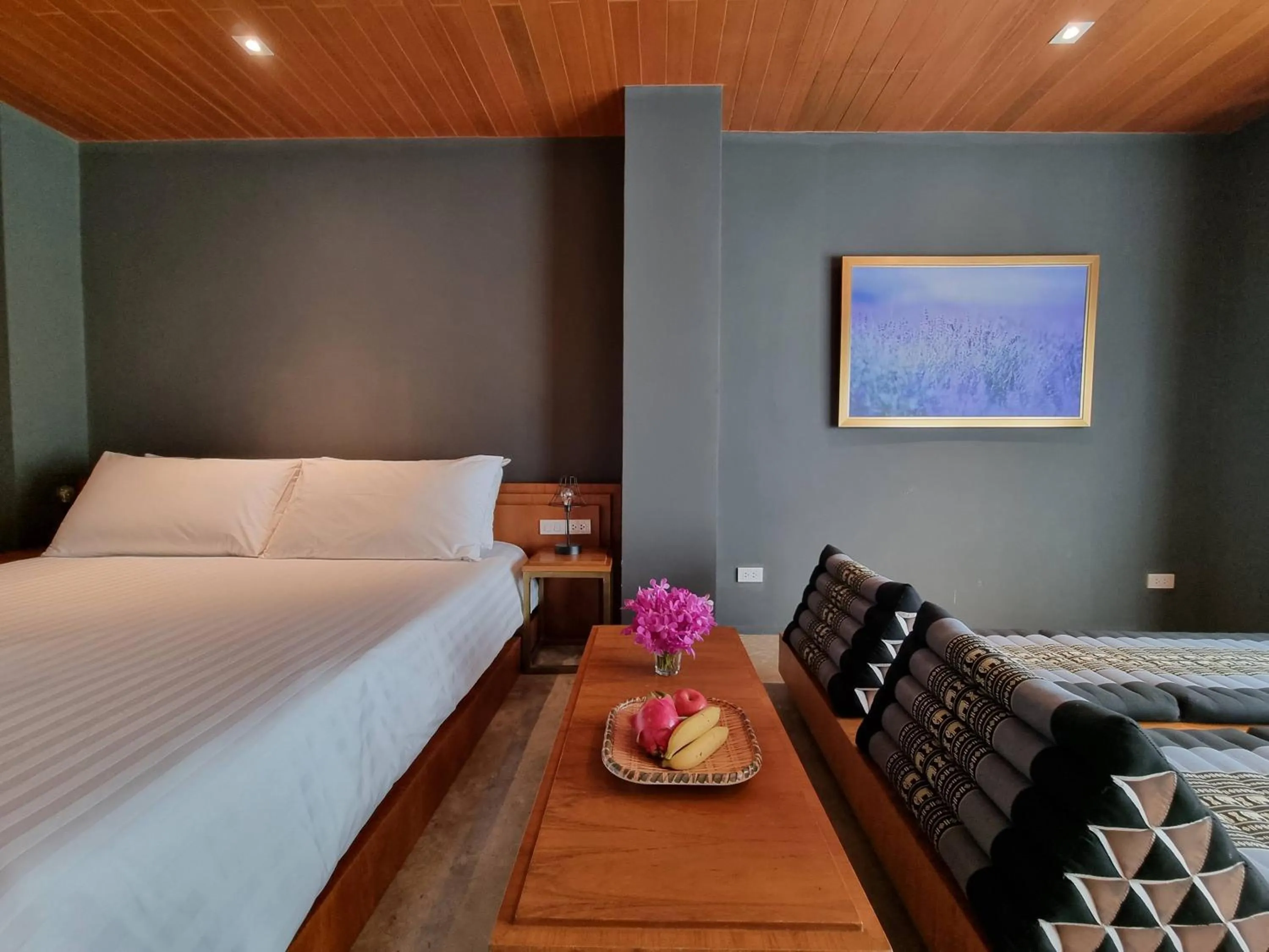 Photo of the whole room, Bed in Vali Villa Bangkok