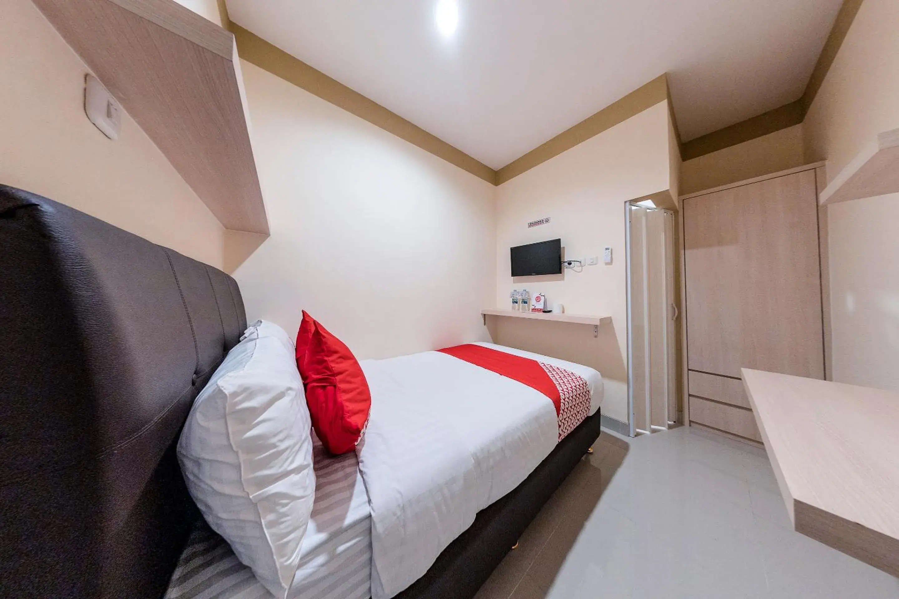 Bedroom, Bed in Hotel O Balcon Biru Bedroom, Bed in Hotel O Balcon Biru