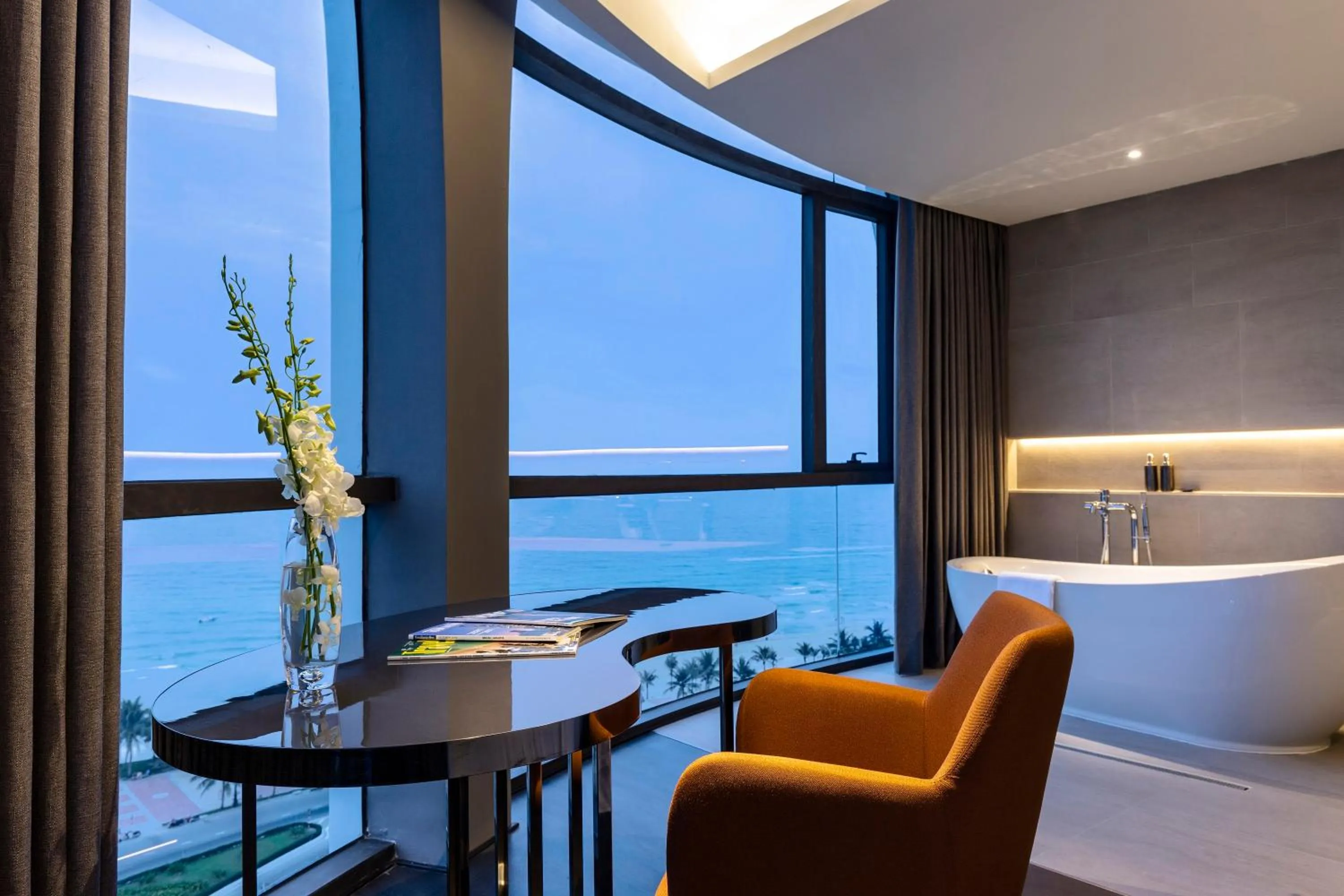 Night in Stella Maris Beach Danang