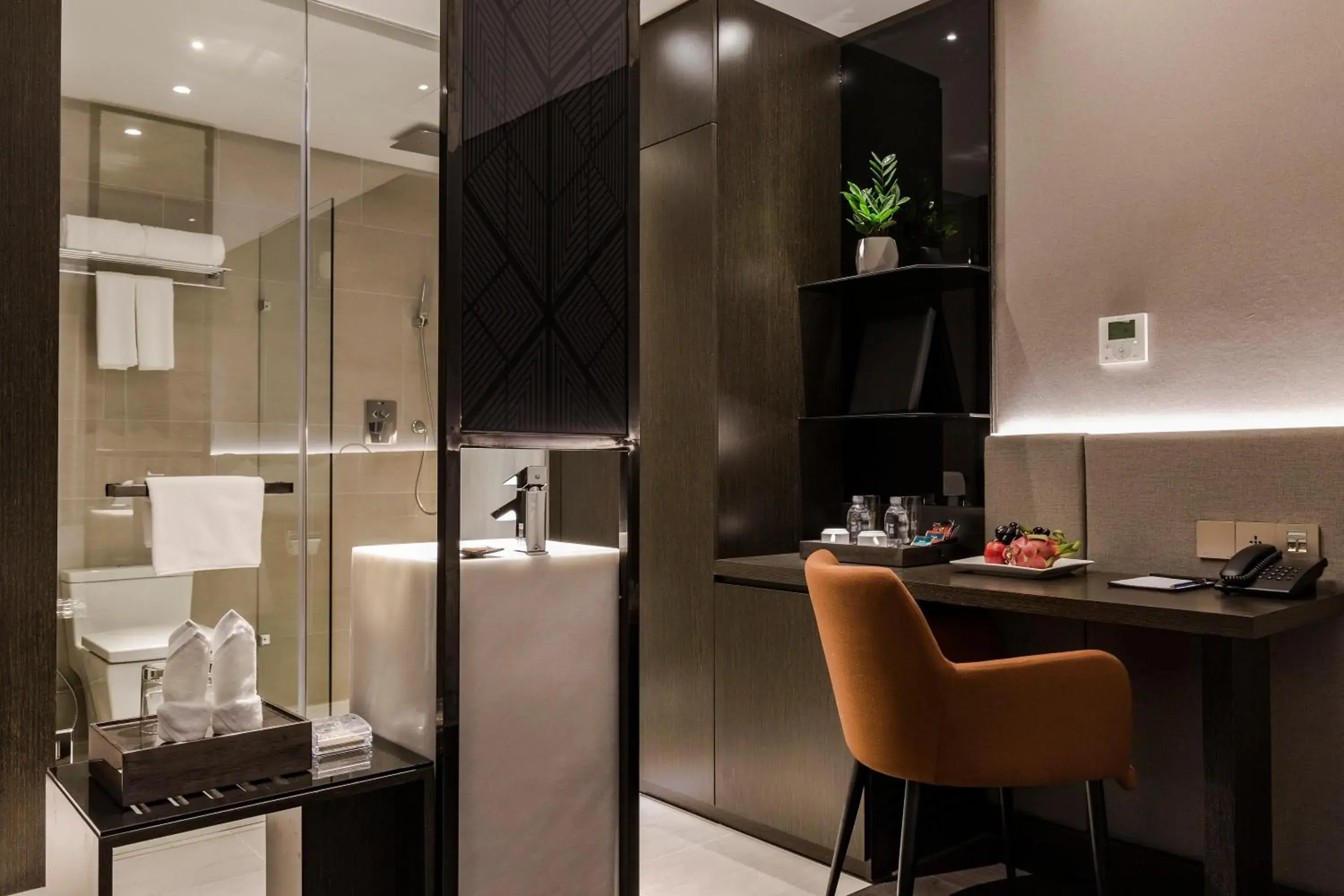 Superior Twin Room with Window in Stella Maris Beach Danang Superior Twin Room with Window in Stella Maris Beach Danang