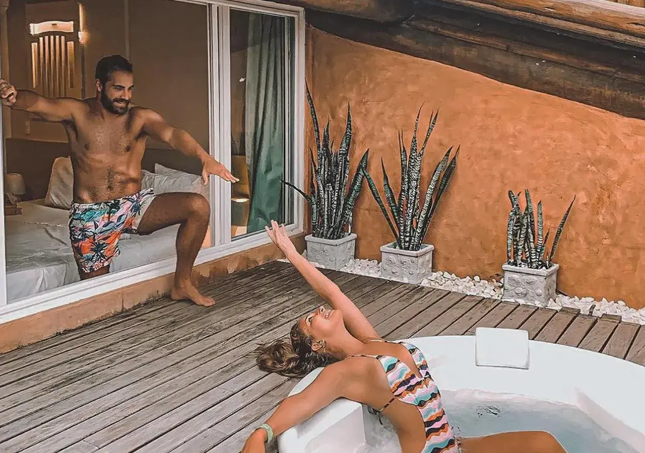 People in Hotel Ponta Verde Praia do Francês People in Hotel Ponta Verde Praia do Francês