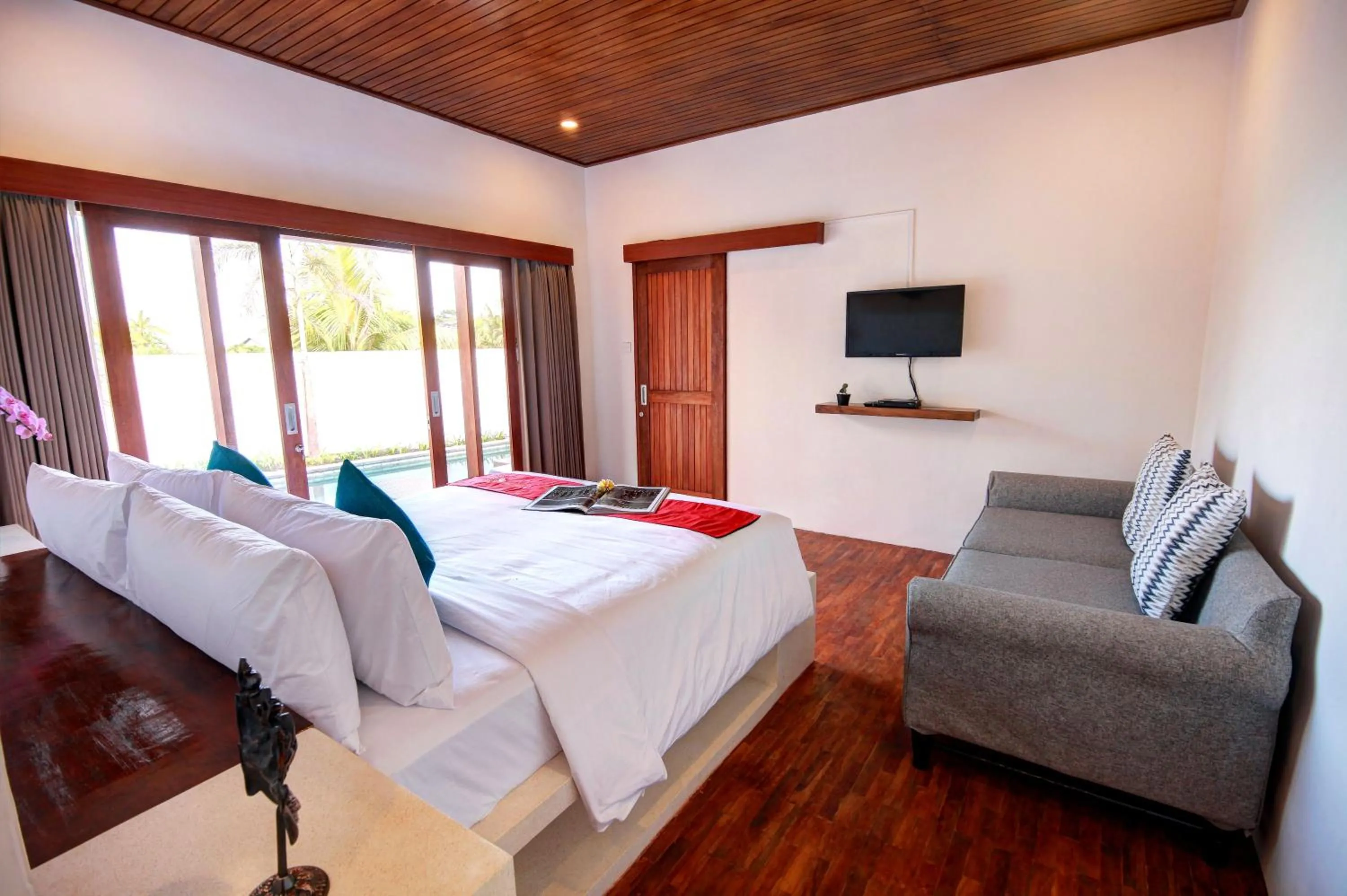 Living room, Bed in Prawiba Villa