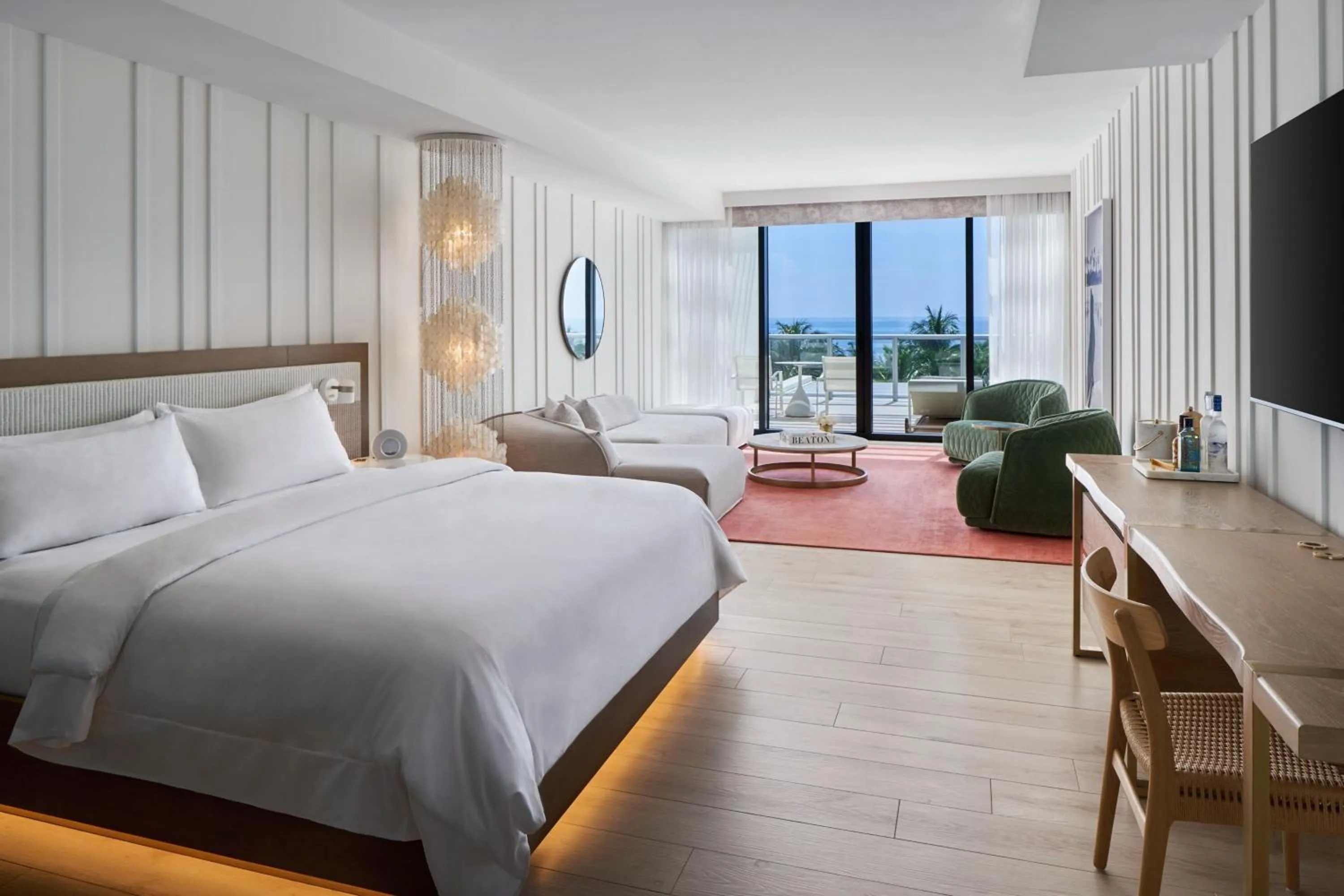 Bedroom, Bed in W South Beach