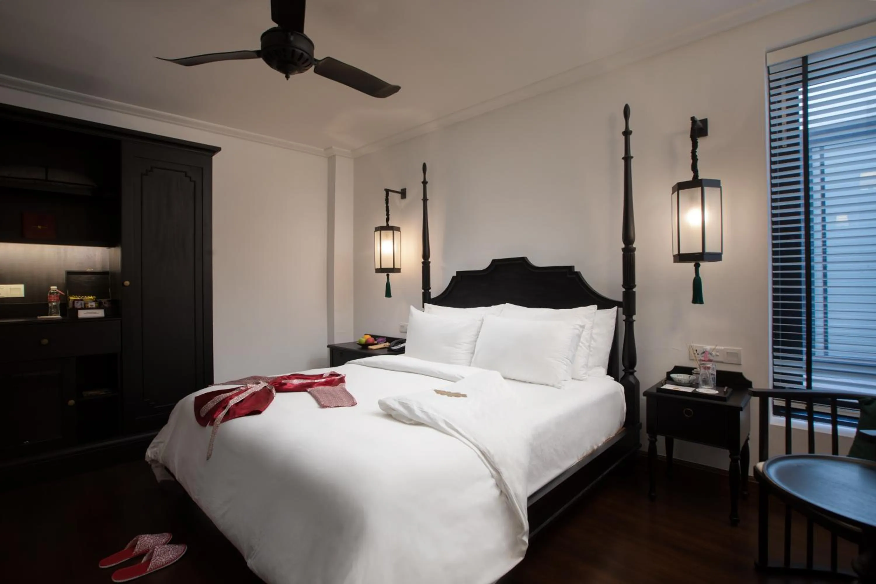 Bed in Liu Men Melaka