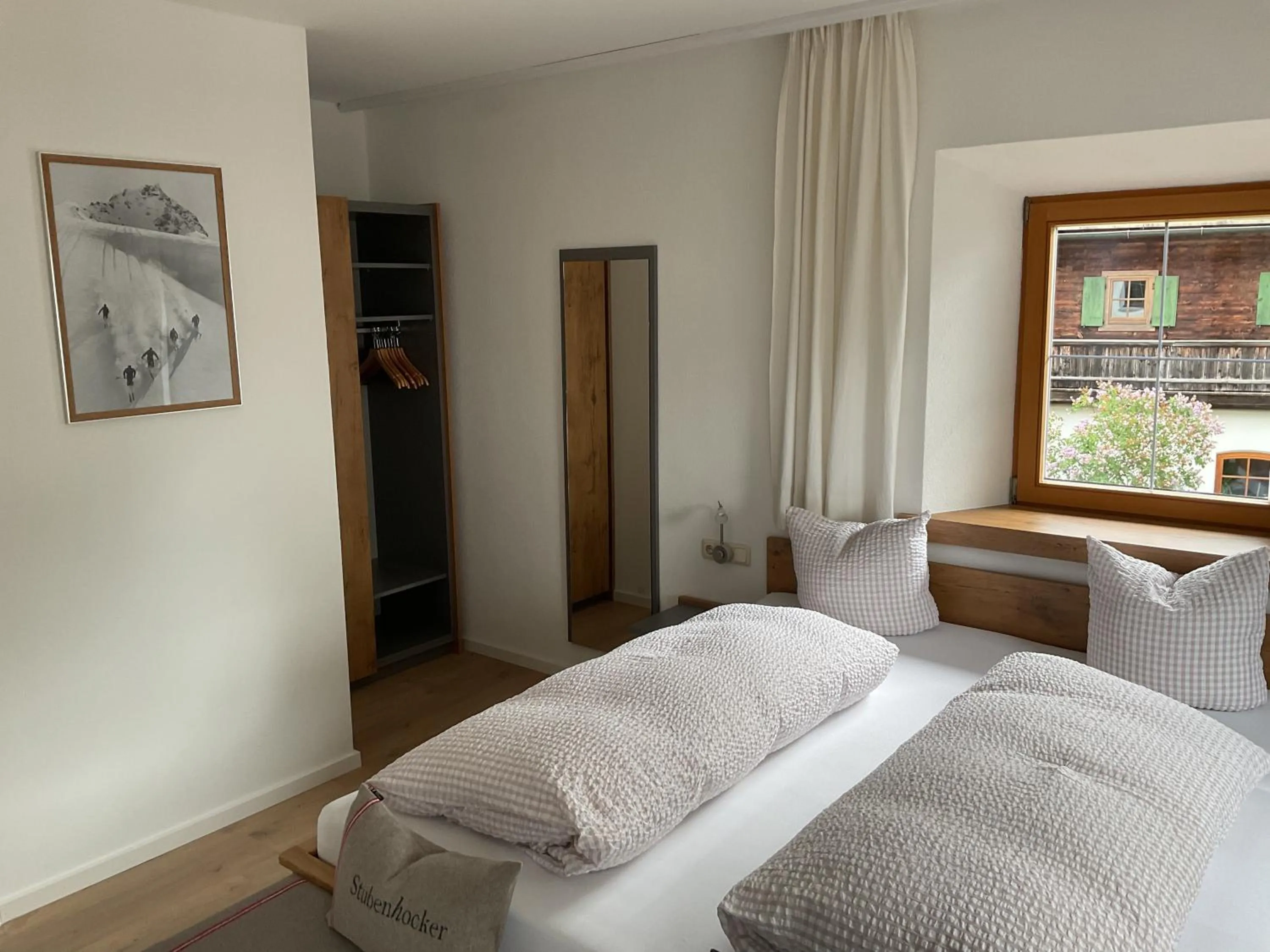 Bed in Landgasthof Dorfstadl