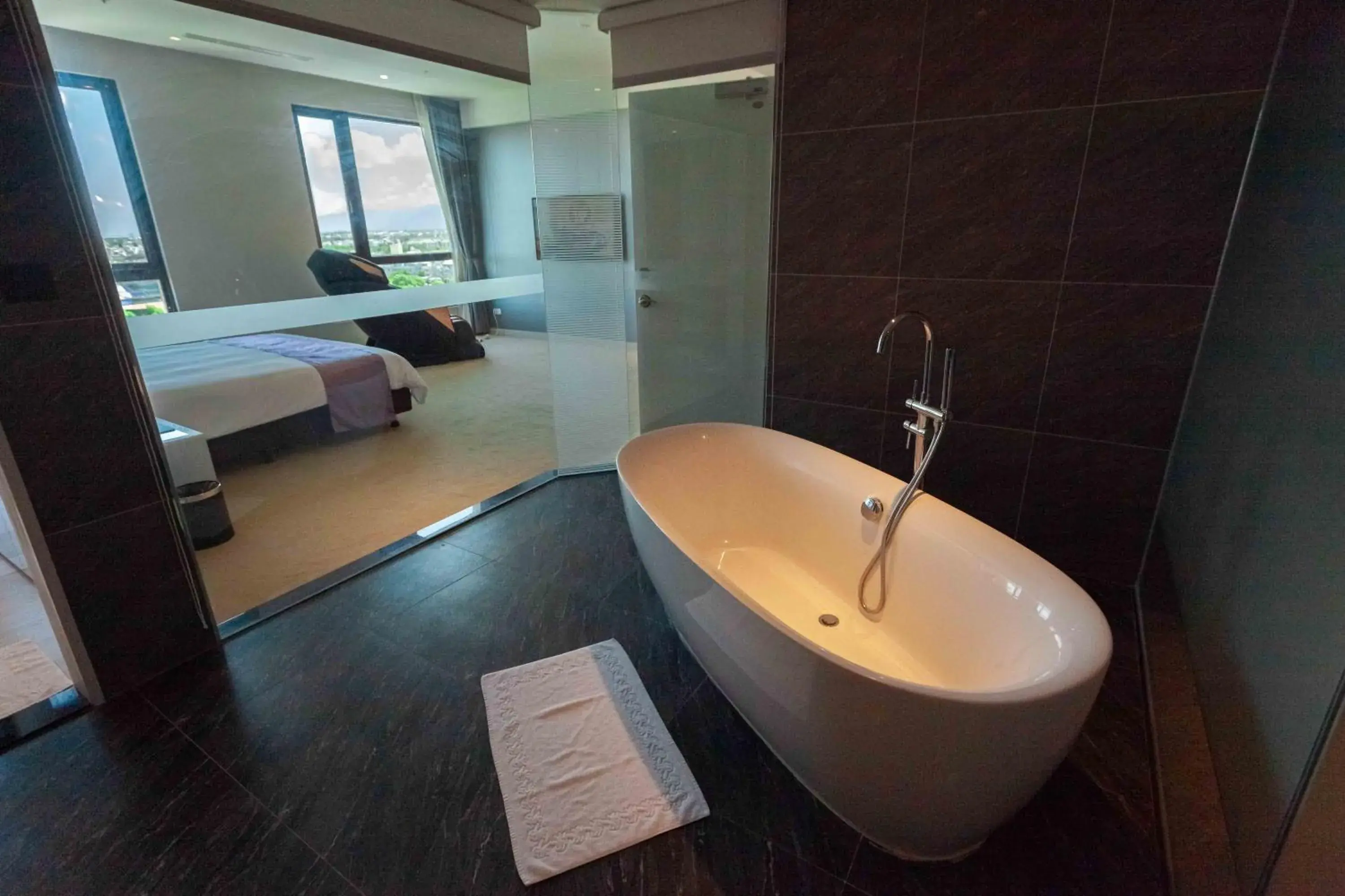 Bathroom, Bed in Rice Resort Hotel Bathroom, Bed in Rice Resort Hotel