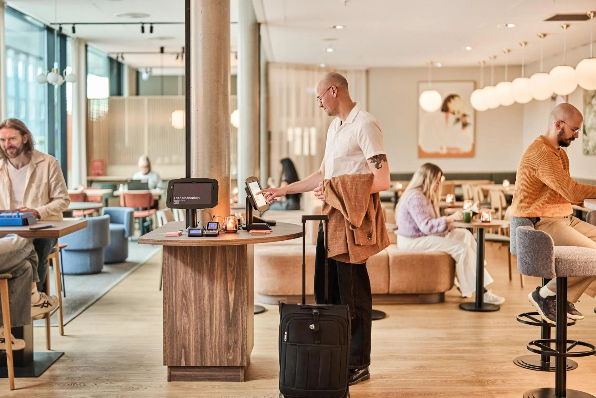 Lobby or reception in Smarthotel Tromsø