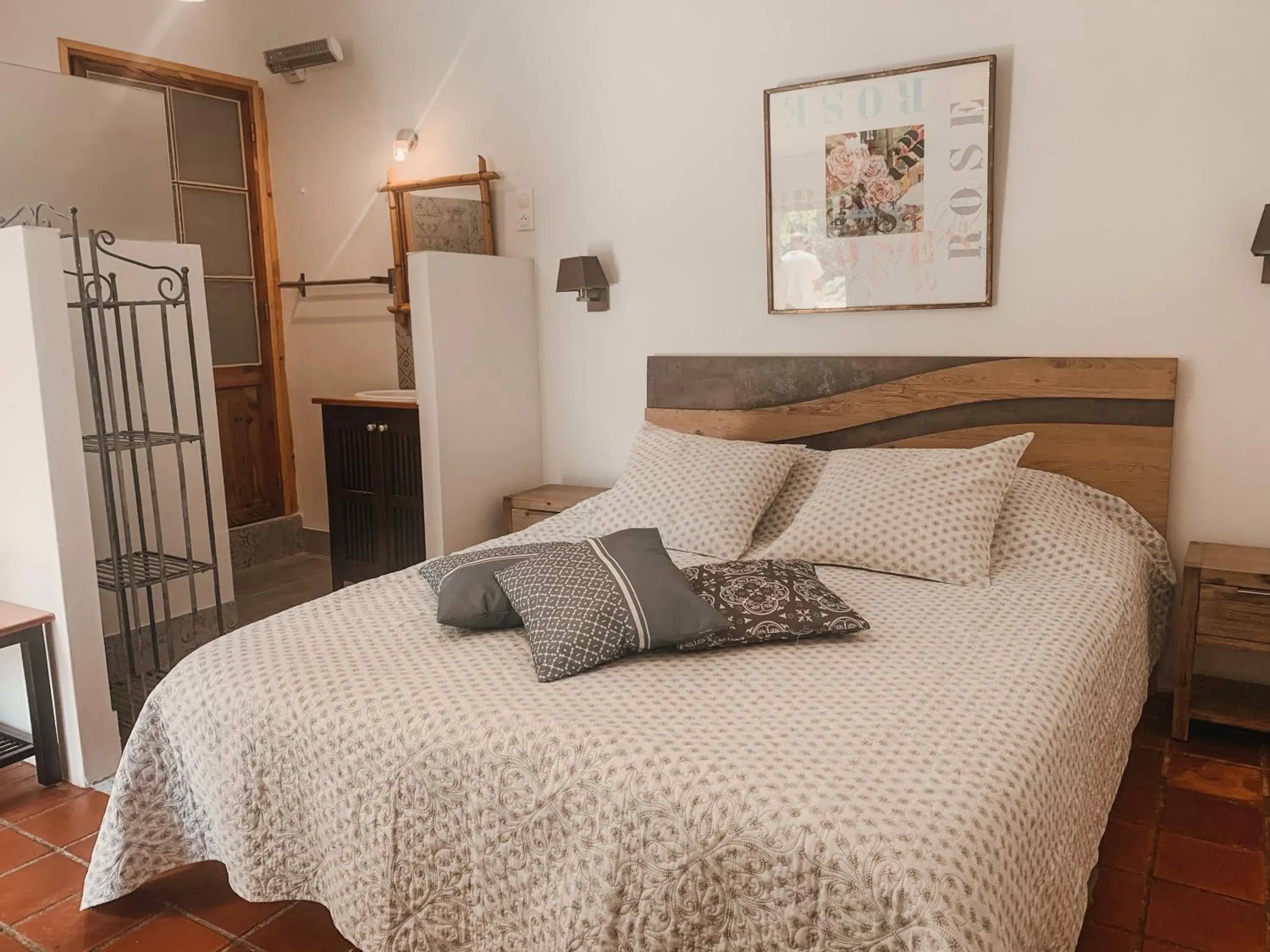 Double Room with Patio in Mas Escombelle Double Room with Patio in Mas Escombelle