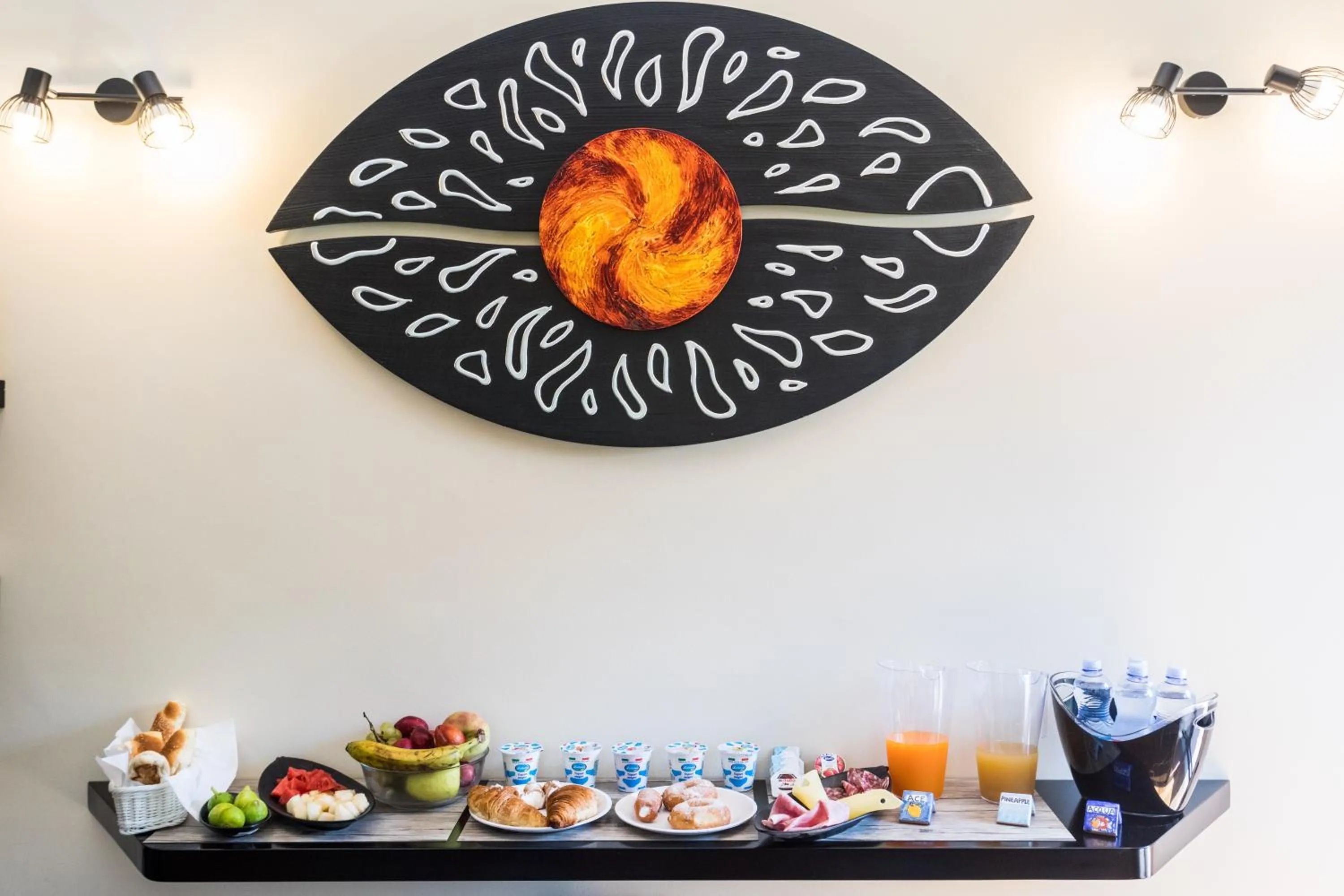 Dining area in B&B TIFFANY SFERRACAVALLO