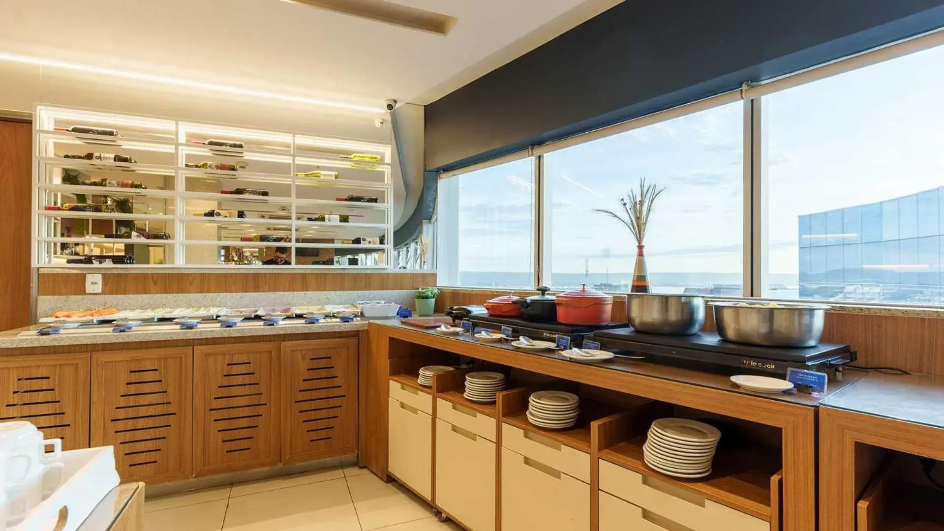 Food in Fusion Hplus Express + Food in Fusion Hplus Express +