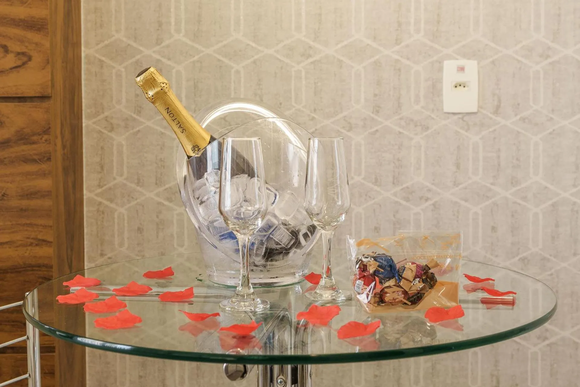 Bedroom in Fusion Hplus Express +