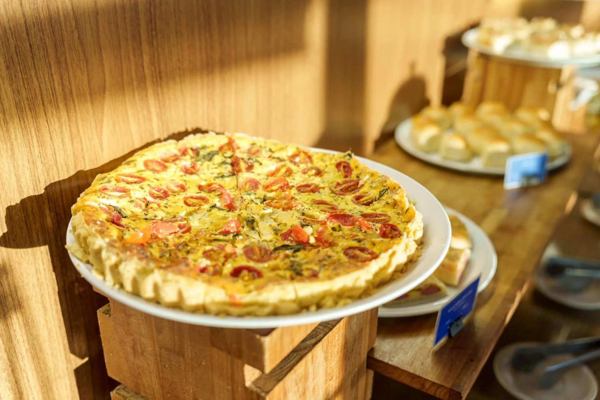 Buffet breakfast in Fusion Hplus Express +