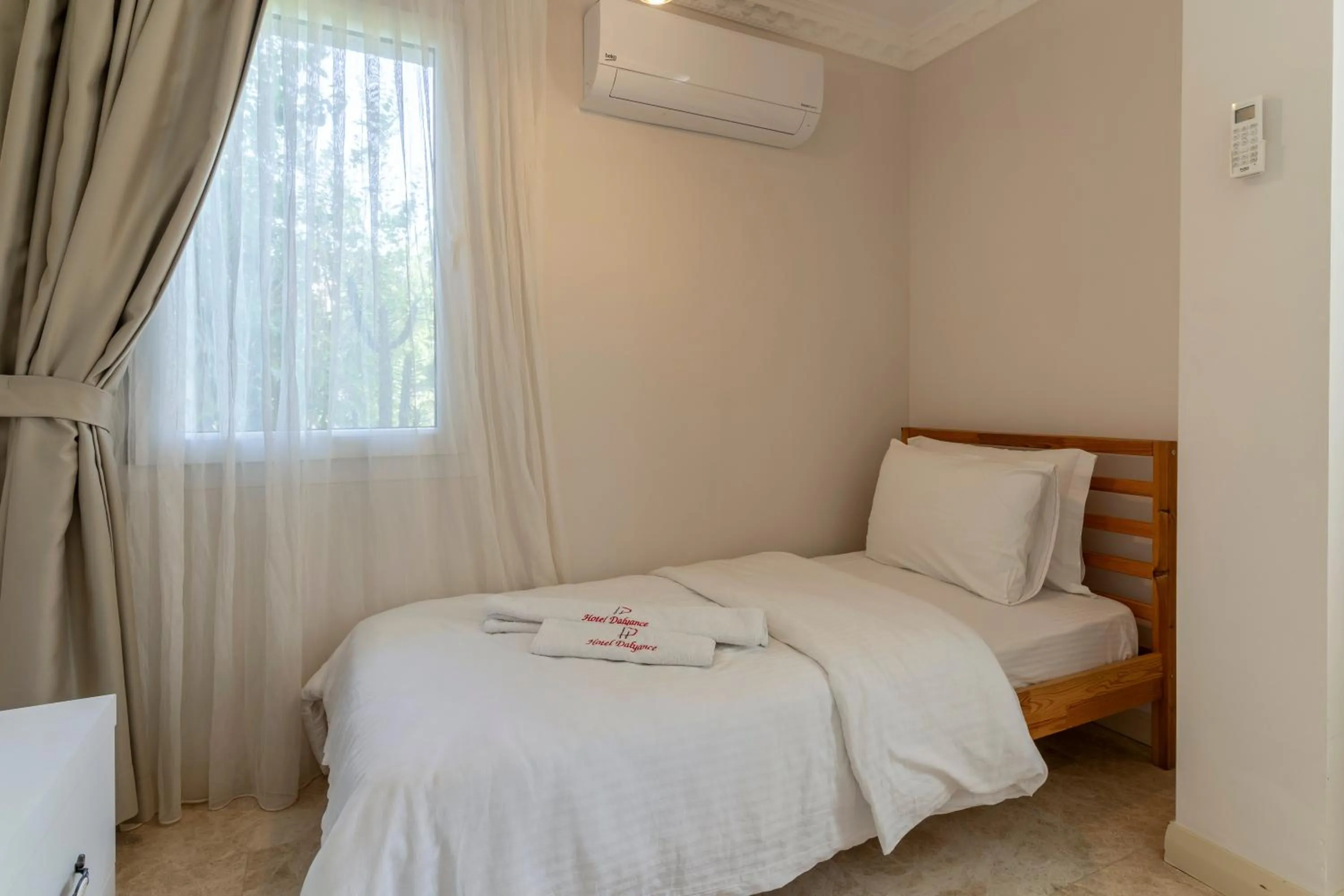 Bed in HOTEL DALYANCE