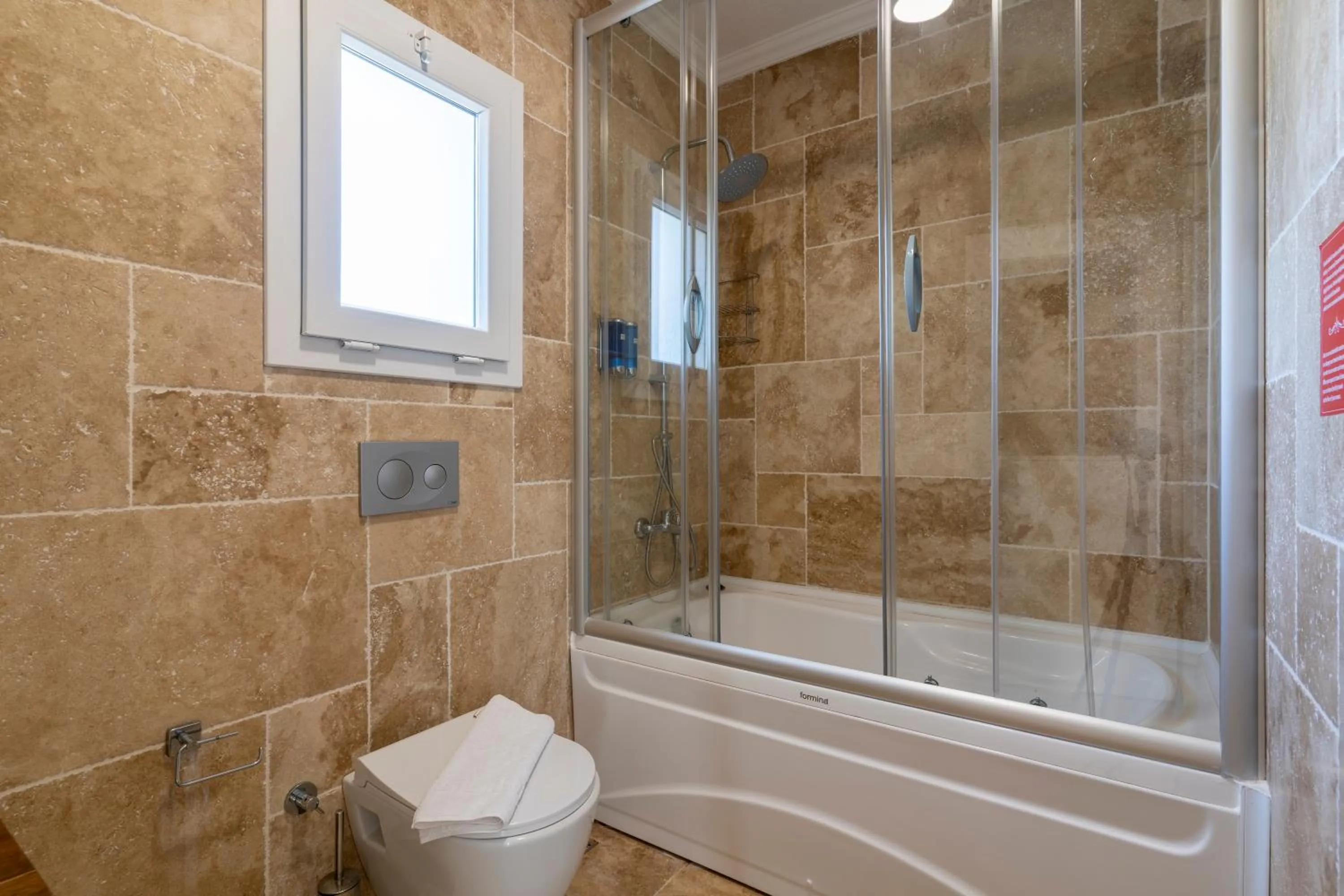 Shower in HOTEL DALYANCE