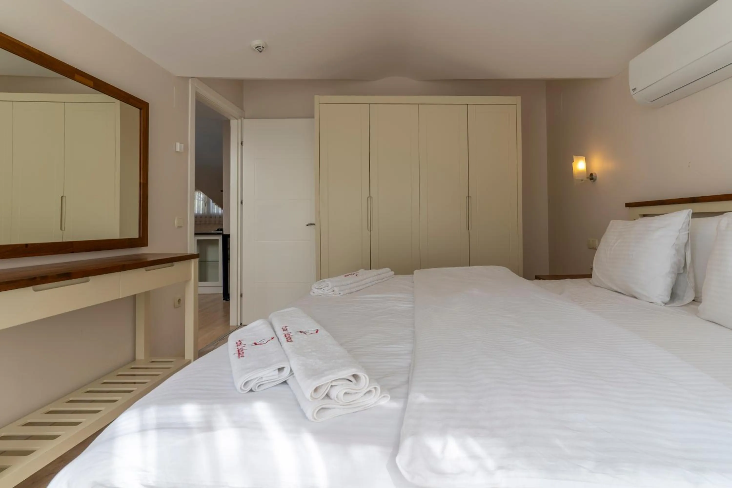 Bed in HOTEL DALYANCE