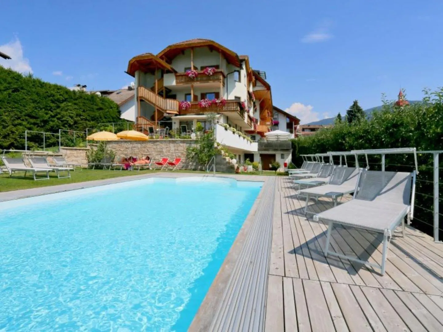 Swimming pool in Hotel Ploseblick