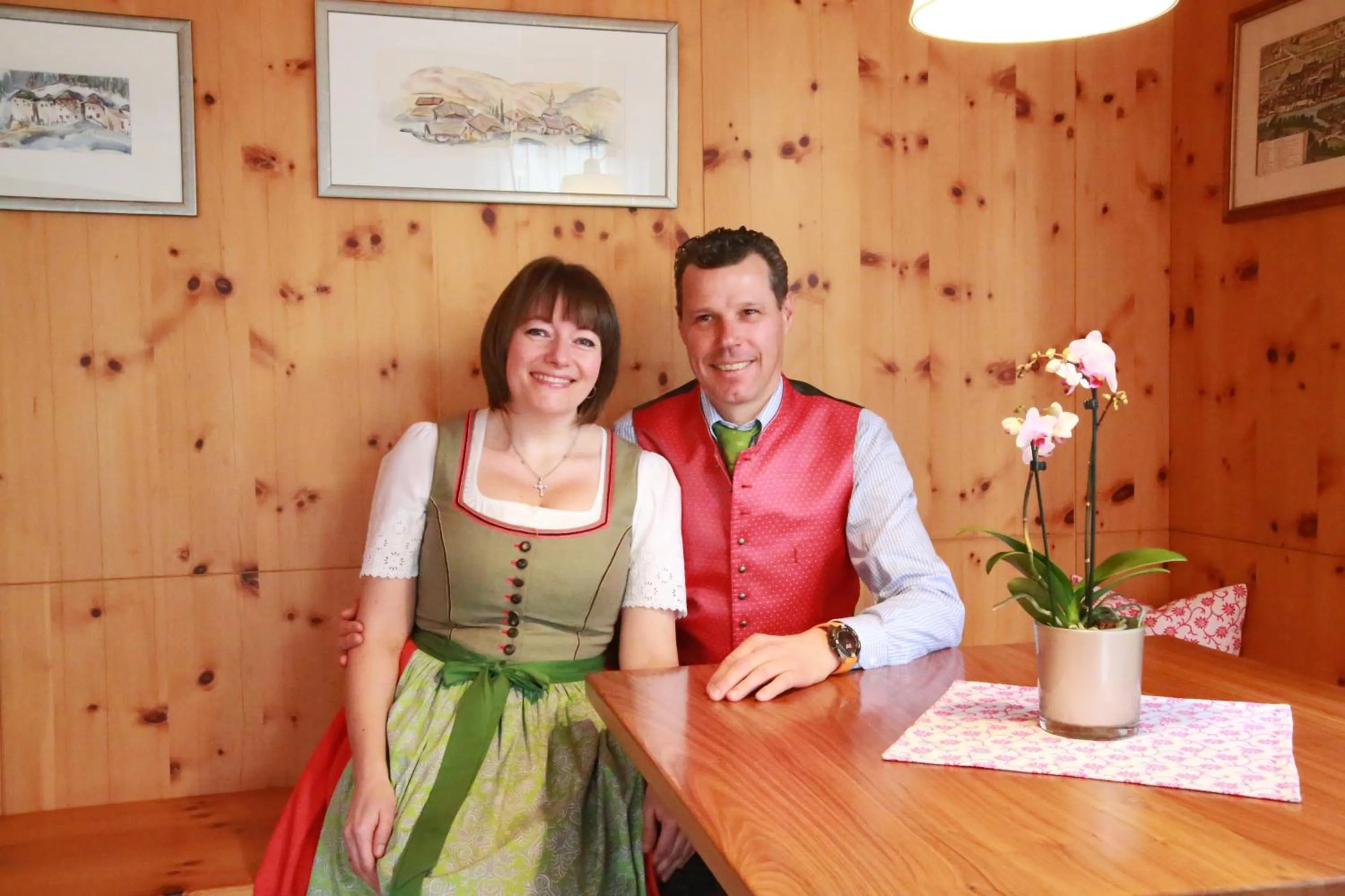 People in Hotel Ploseblick