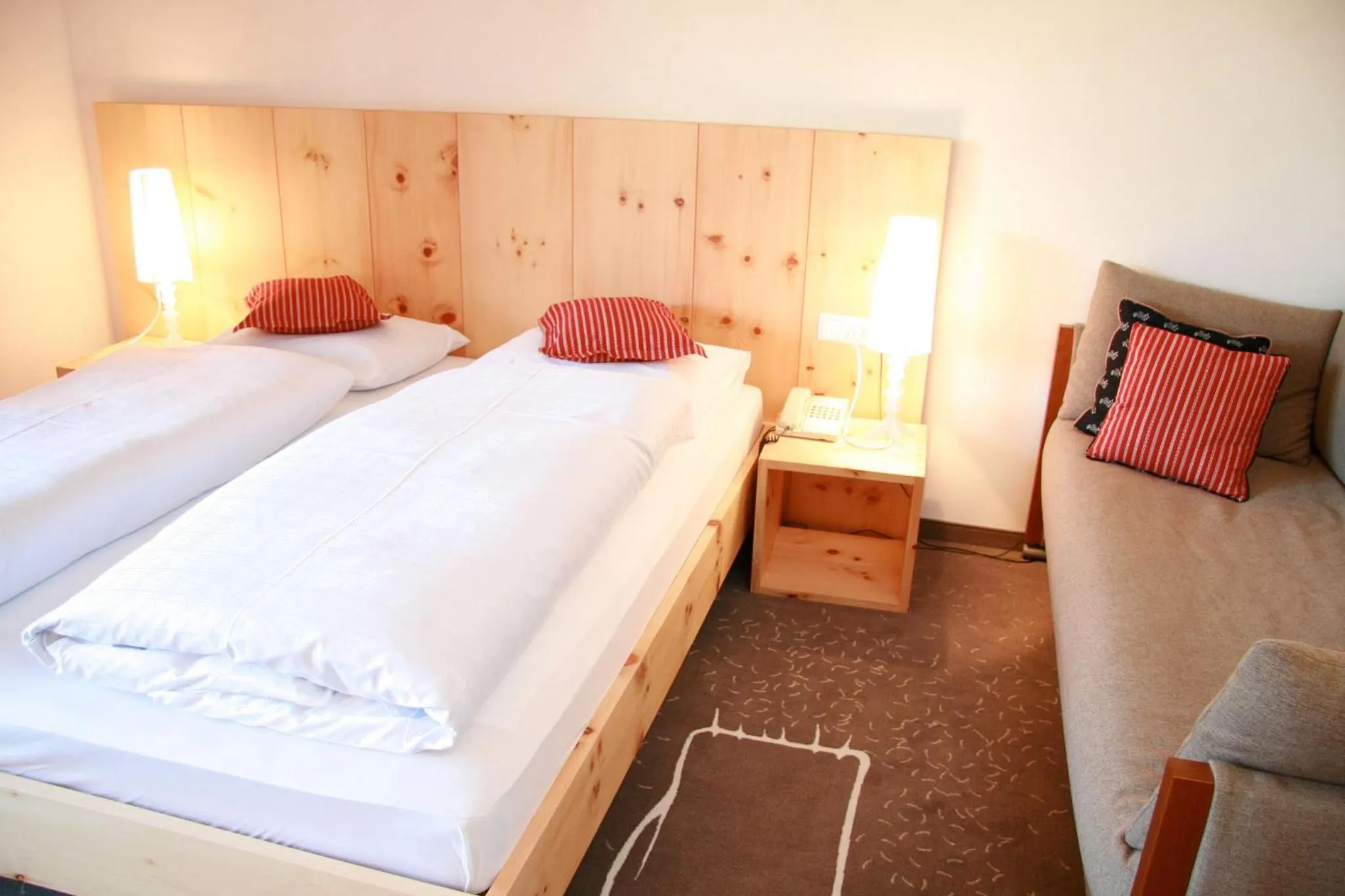 Bed in Hotel Ploseblick