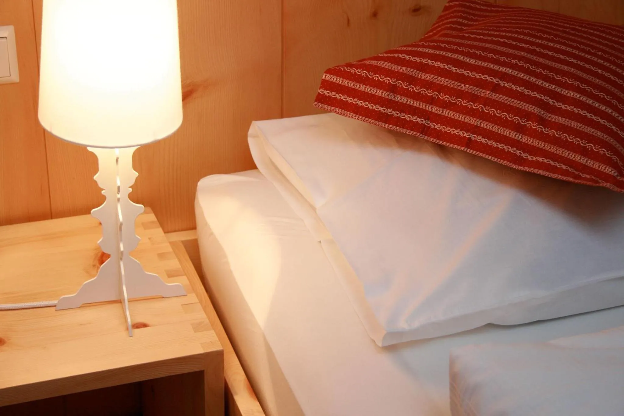Bed in Hotel Ploseblick