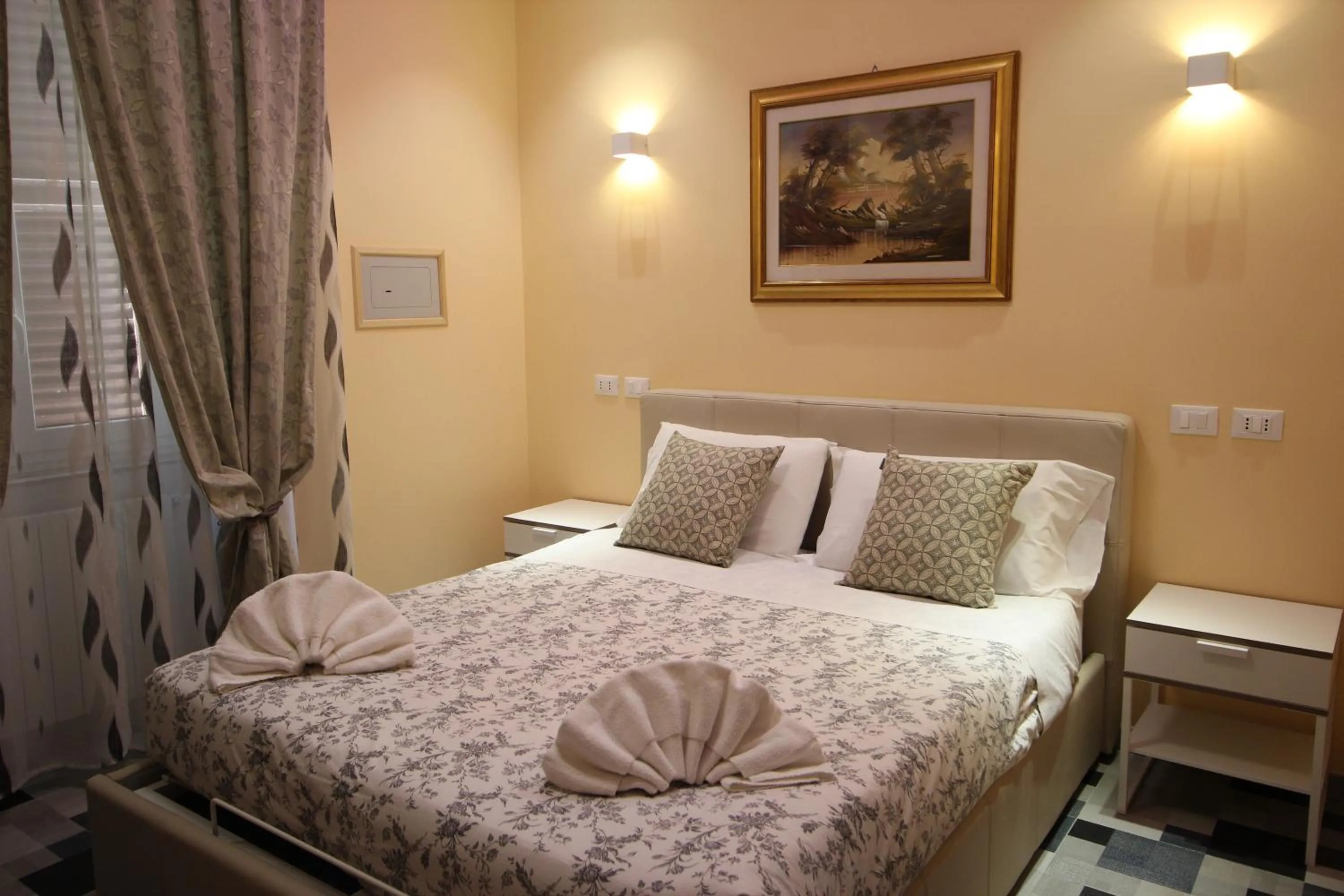 Bed in Quest House Lihong