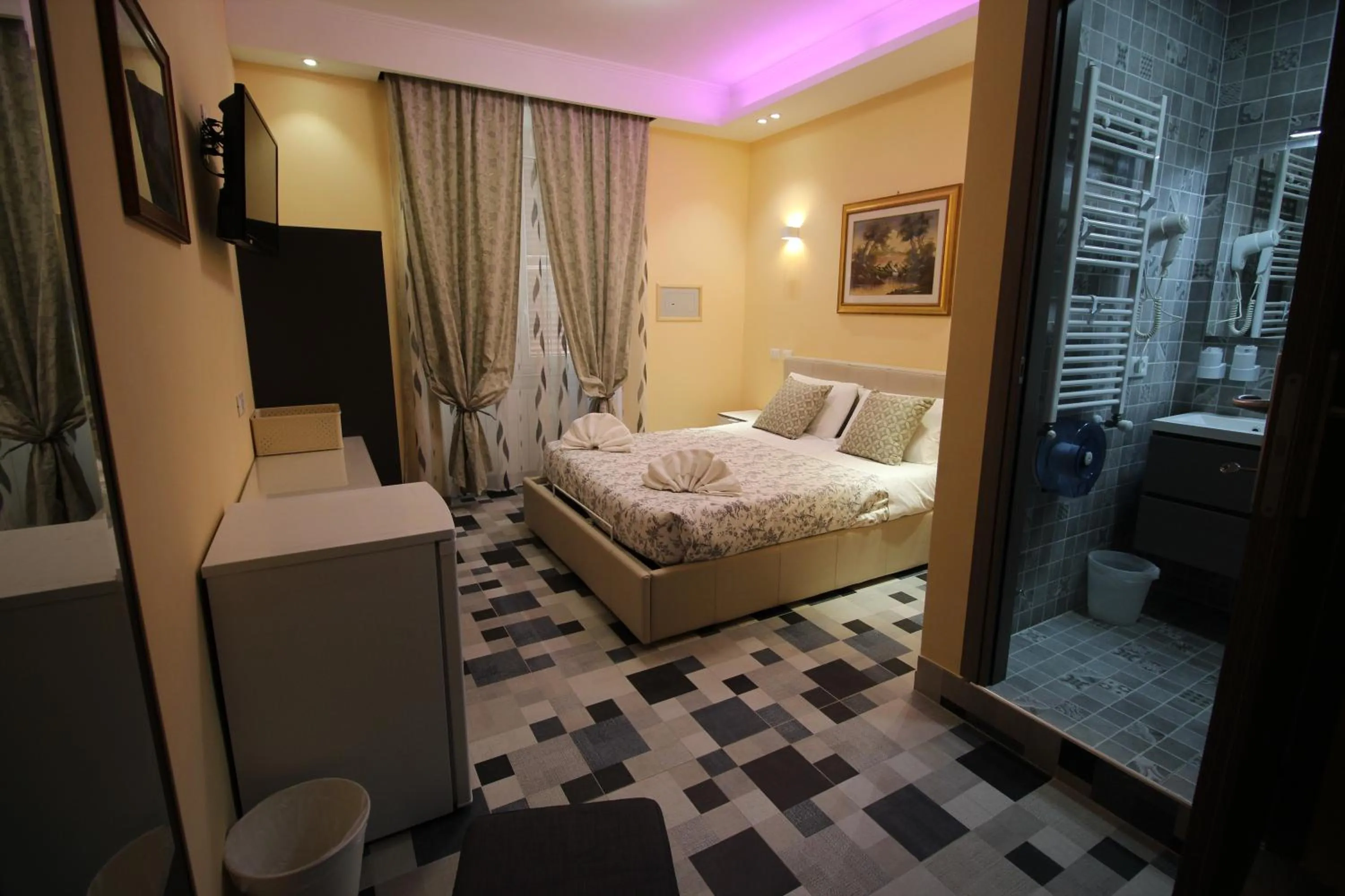 Bed in Quest House Lihong