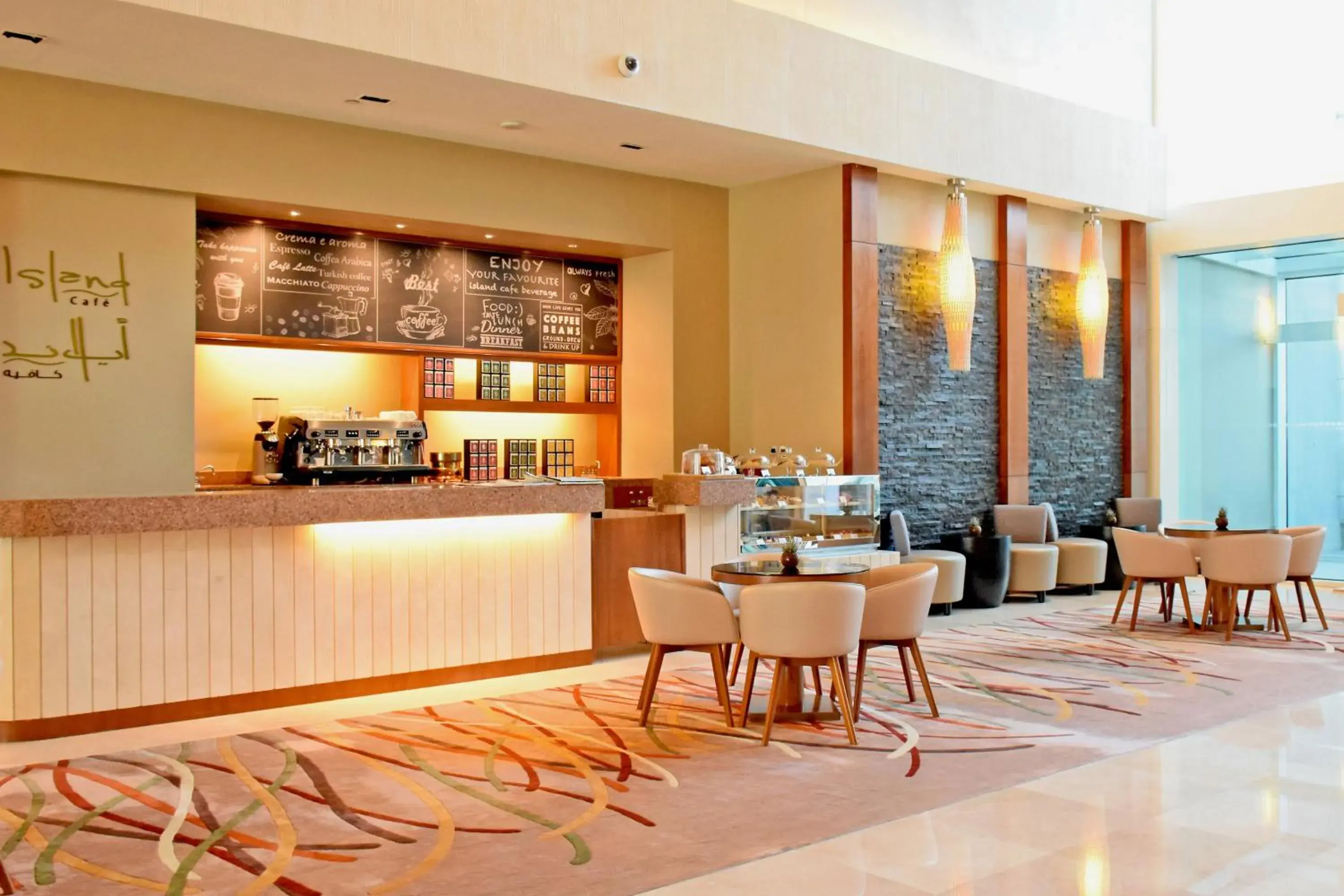 Restaurant/places to eat in Yas Plaza Marina by IHG Restaurant/places to eat in Yas Plaza Marina by IHG