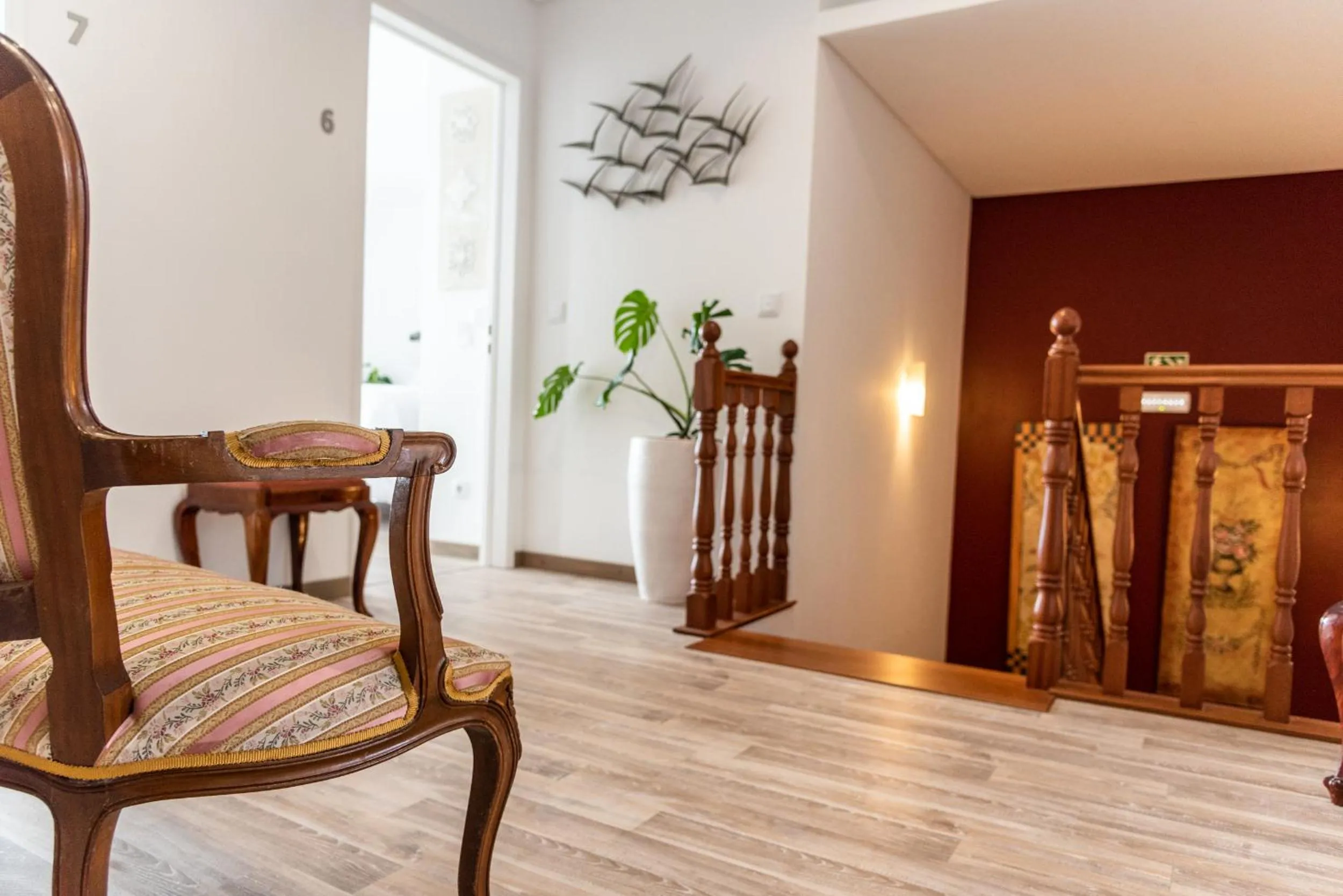 Seating area in Garoupas Inn