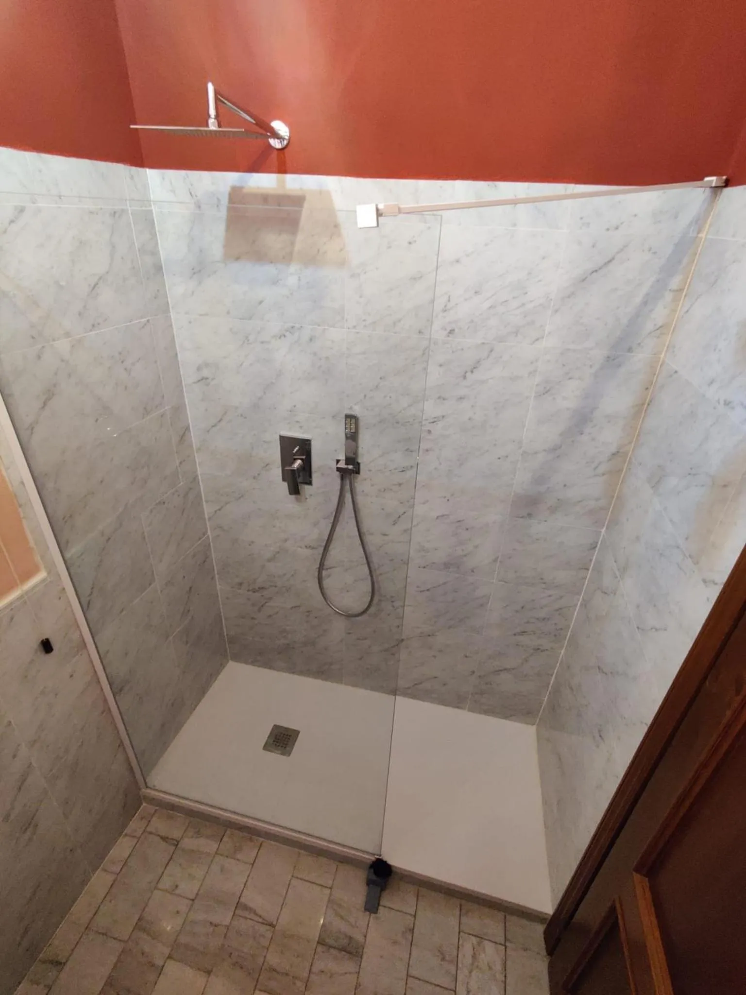 Shower in The Black Sheep B&B