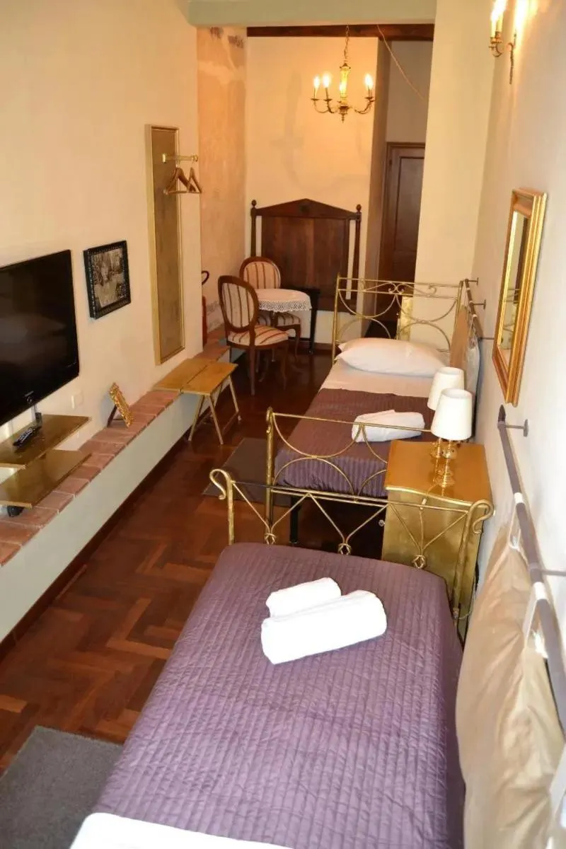 Bed in The Black Sheep B&B