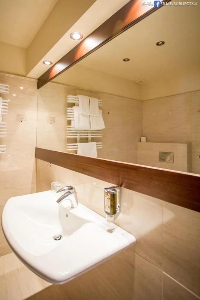 Bathroom in Hotel Lubicz