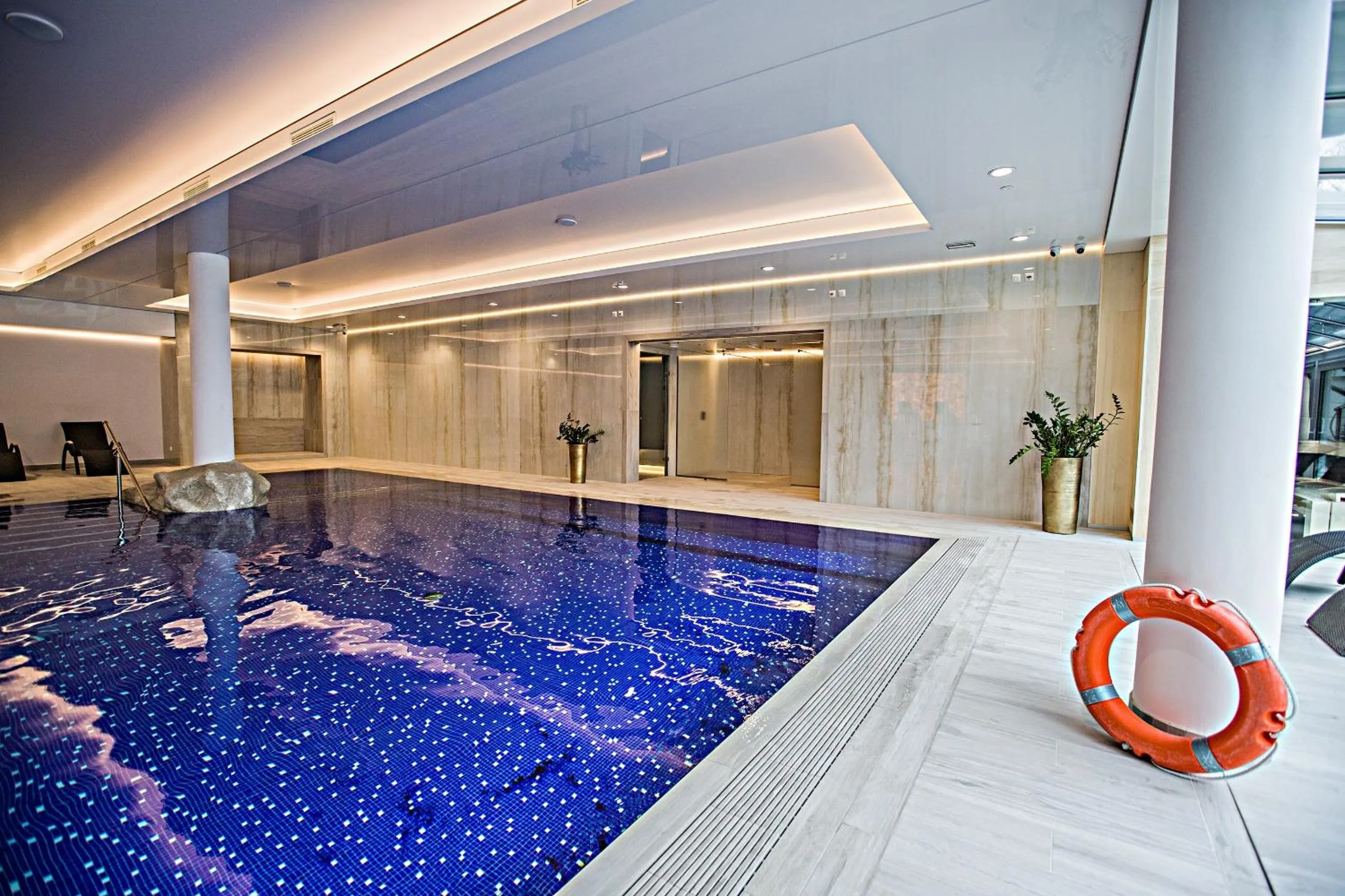 Swimming pool in Hotel Lubicz