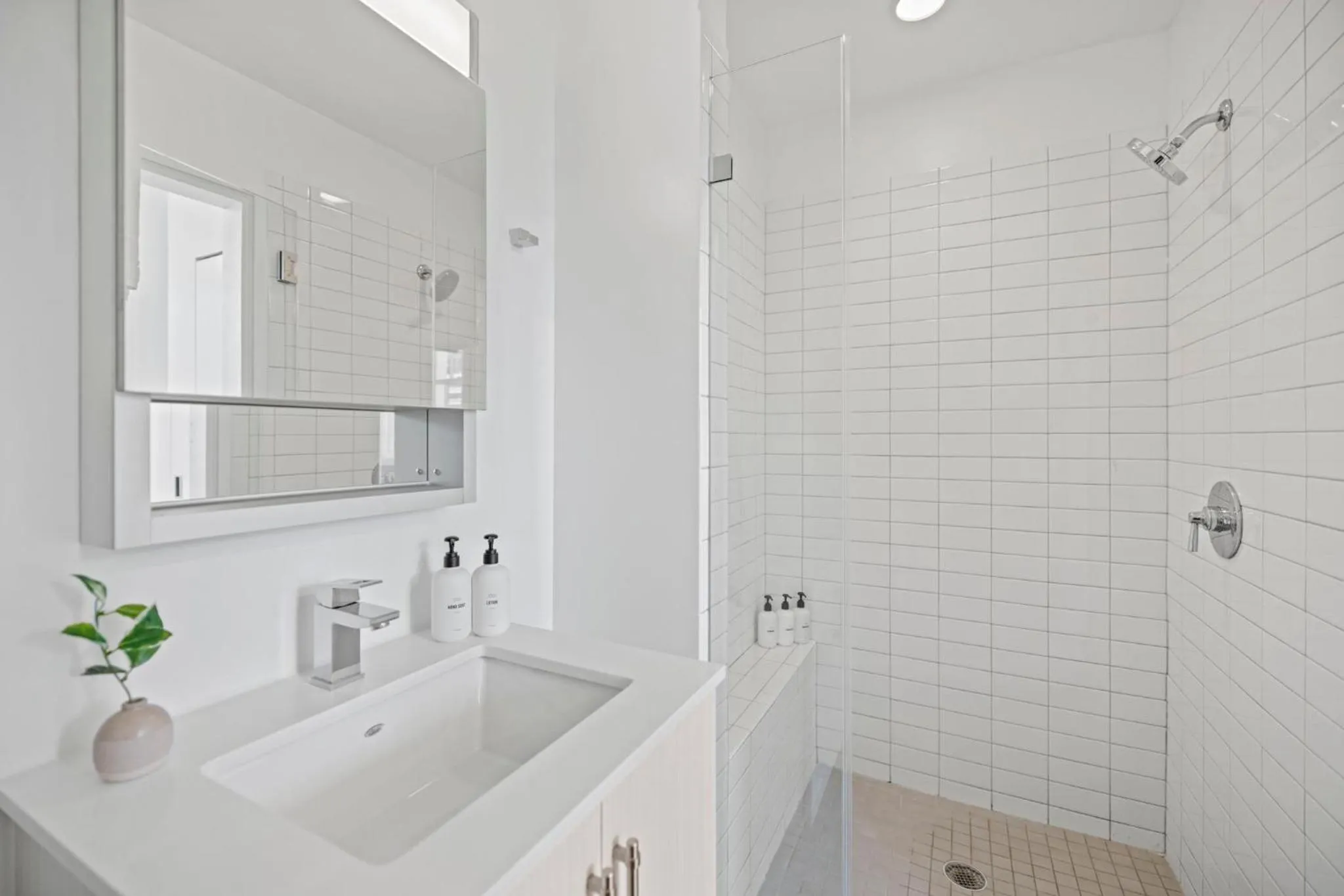 Bathroom in Placemakr Dupont Circle