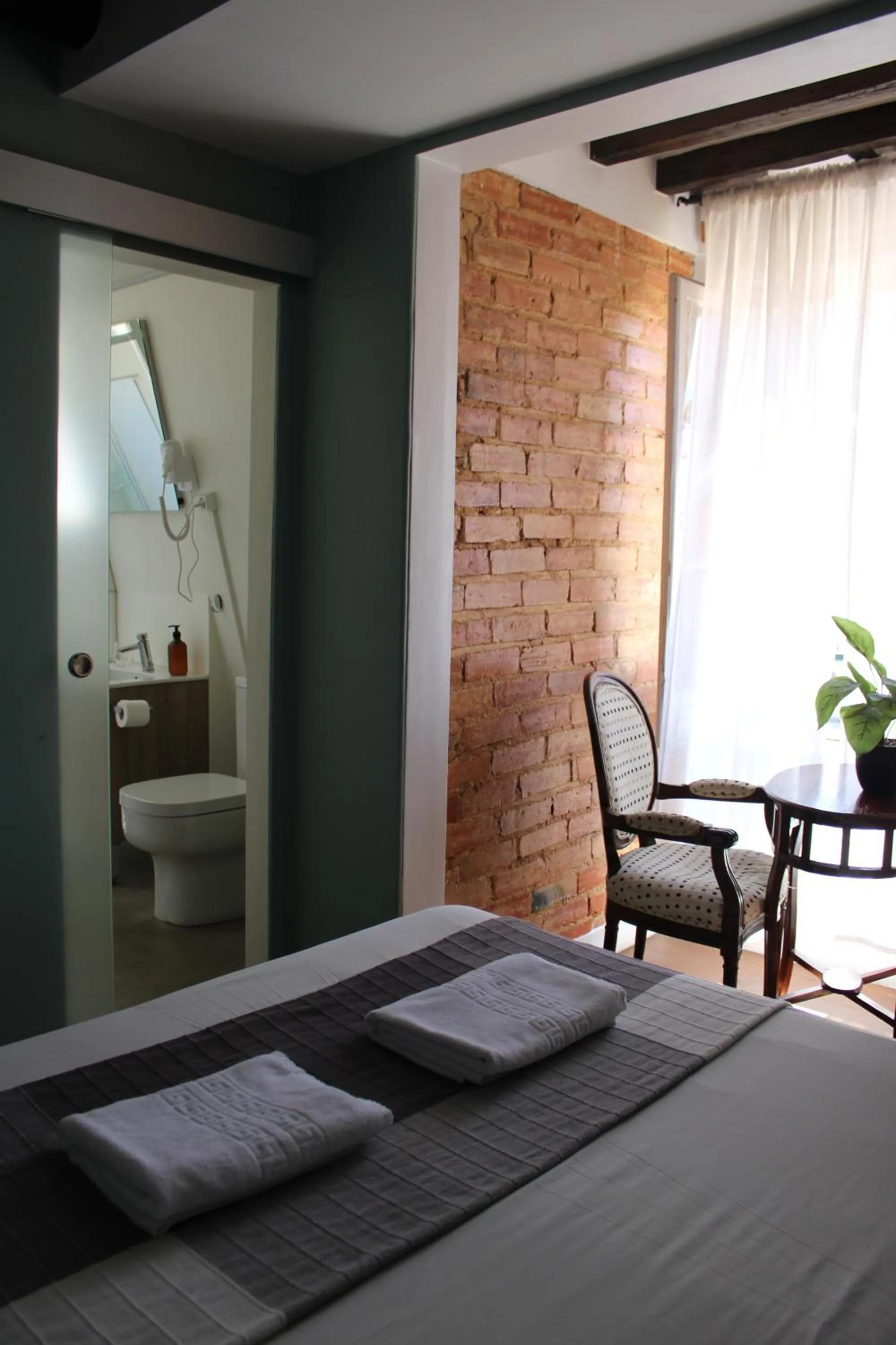 Bedroom, Bed in Rossio Hostel