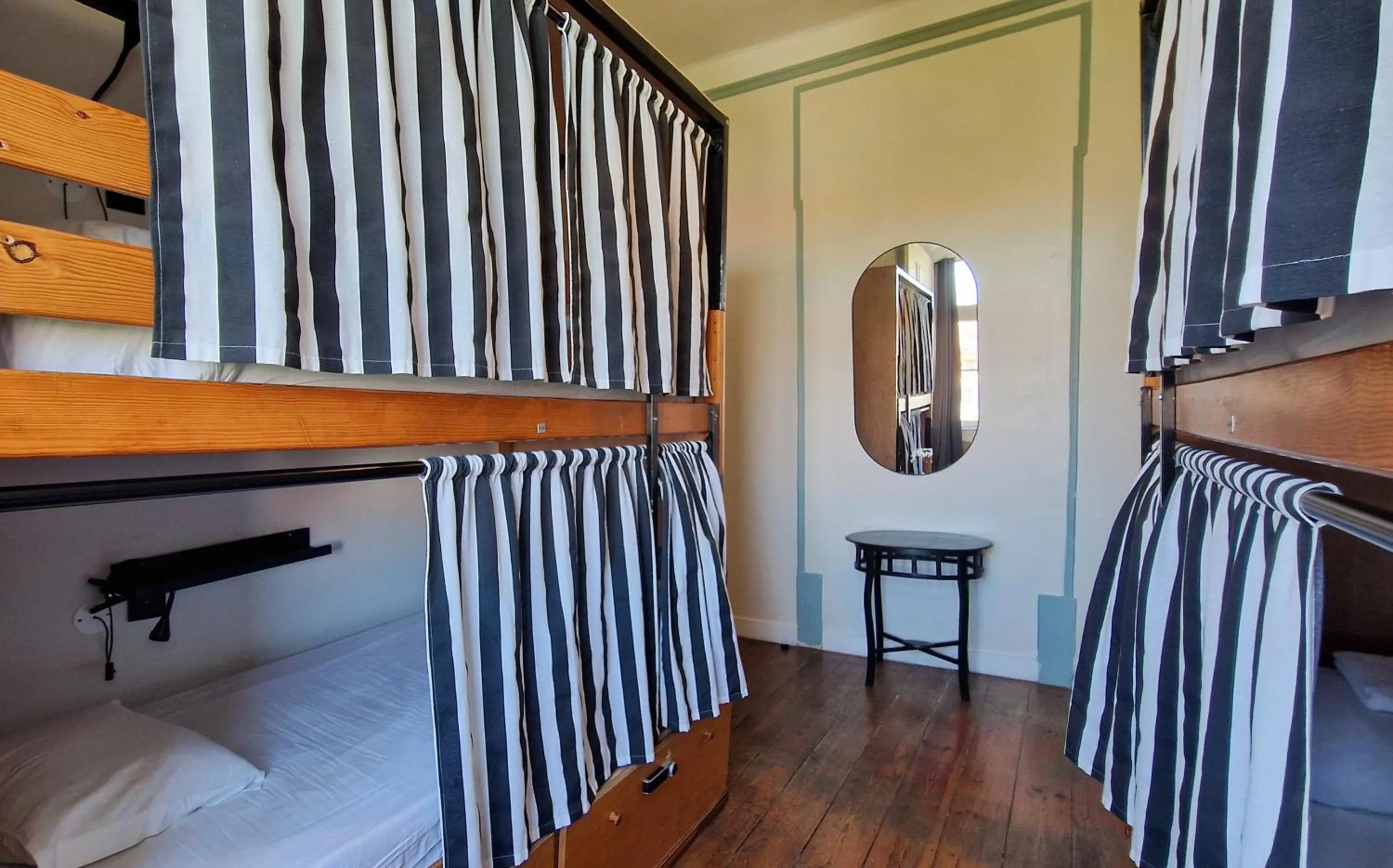 bunk bed, Bed in Rossio Hostel