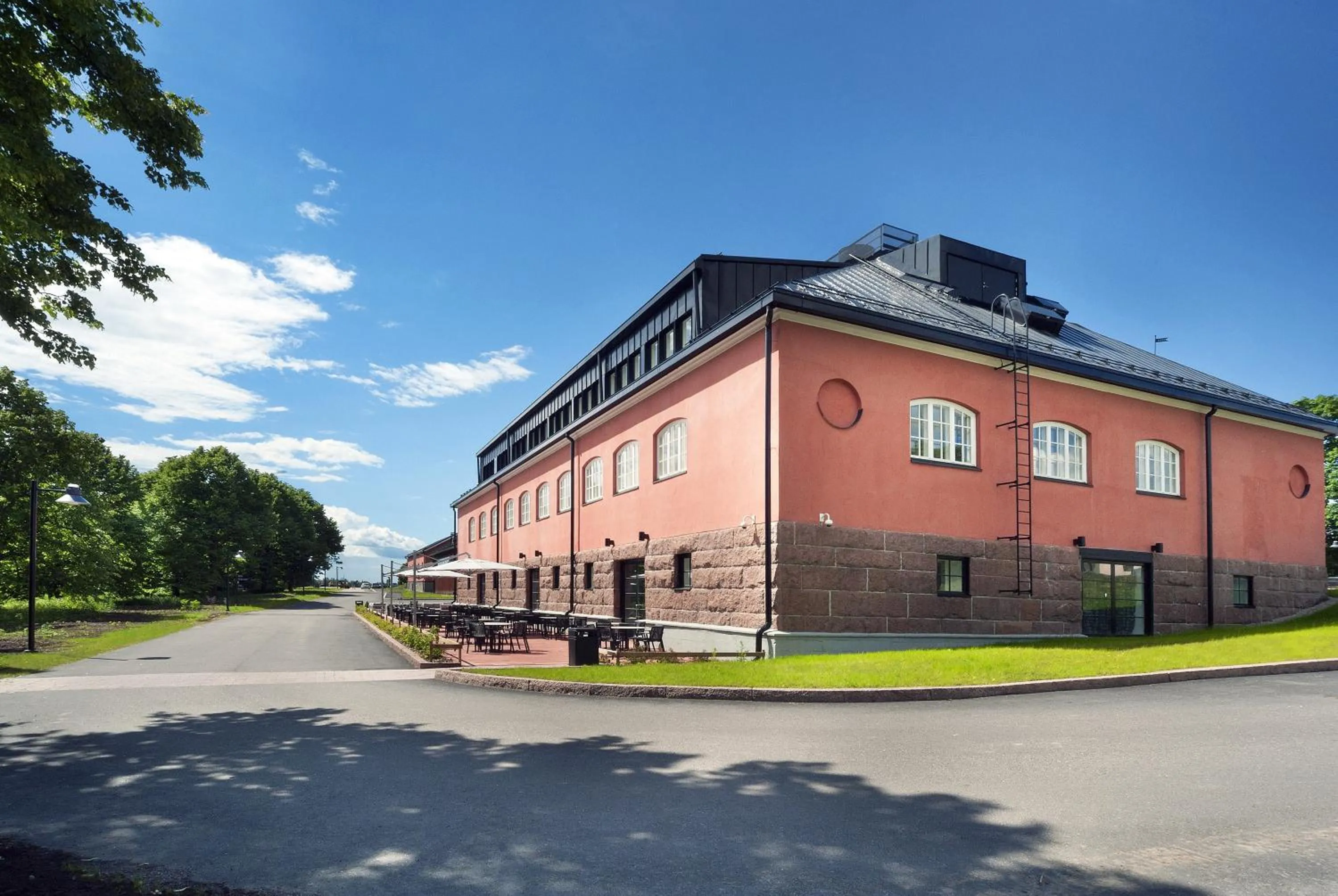 Property building in Hämeenkylän Kartano